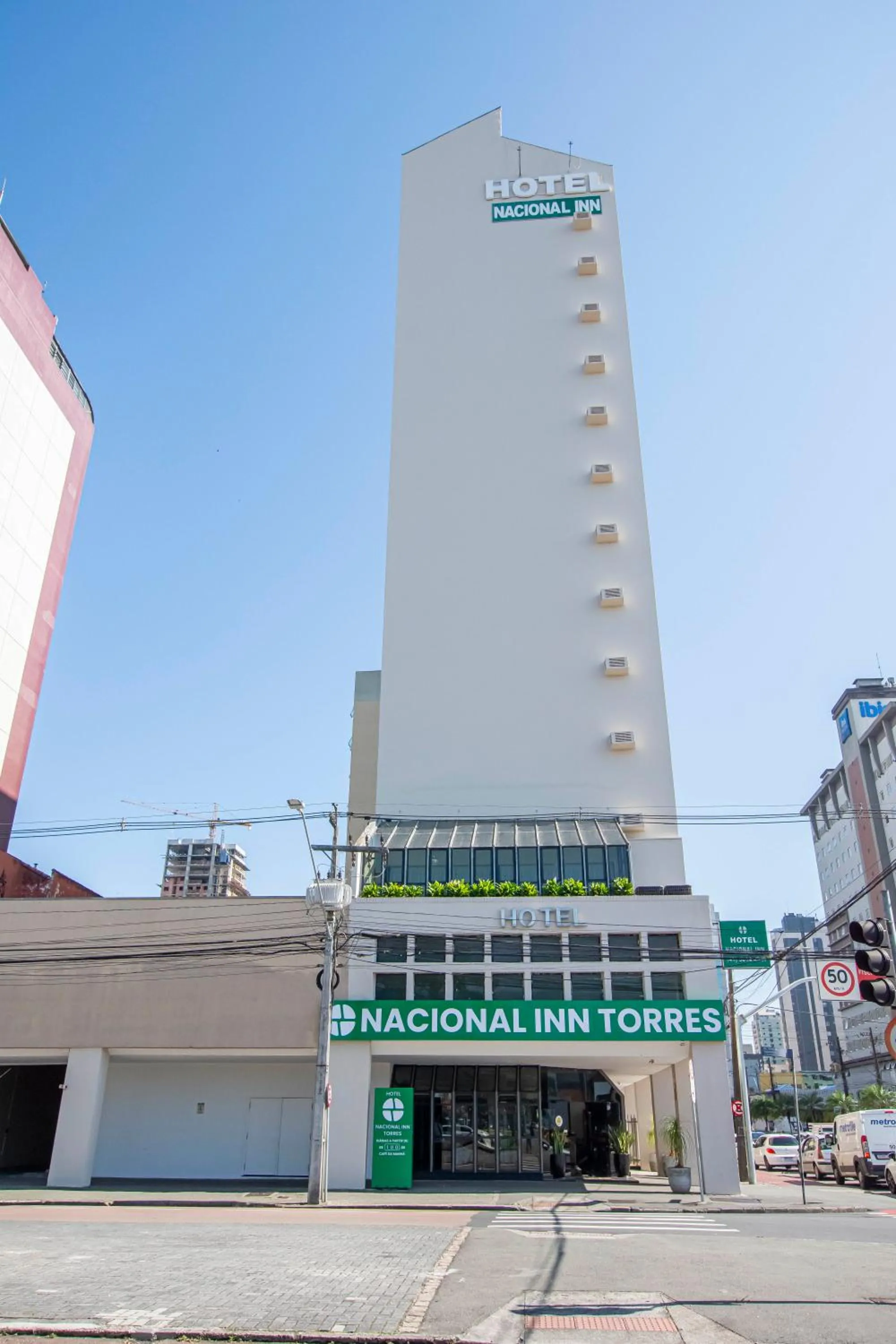 Property building in Hotel Nacional Inn Curitiba Torres