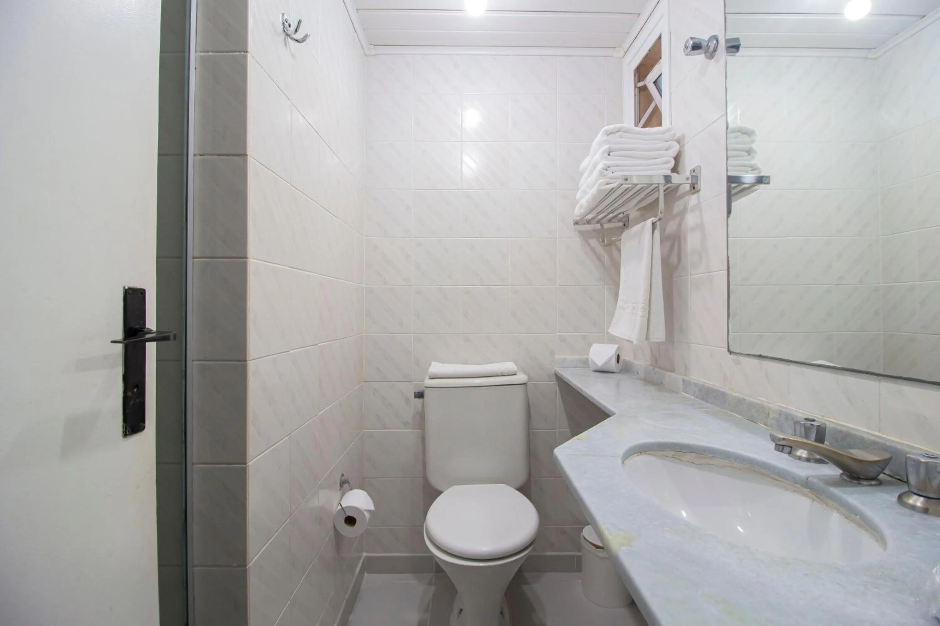 Bathroom in Hotel Nacional Inn Curitiba Torres