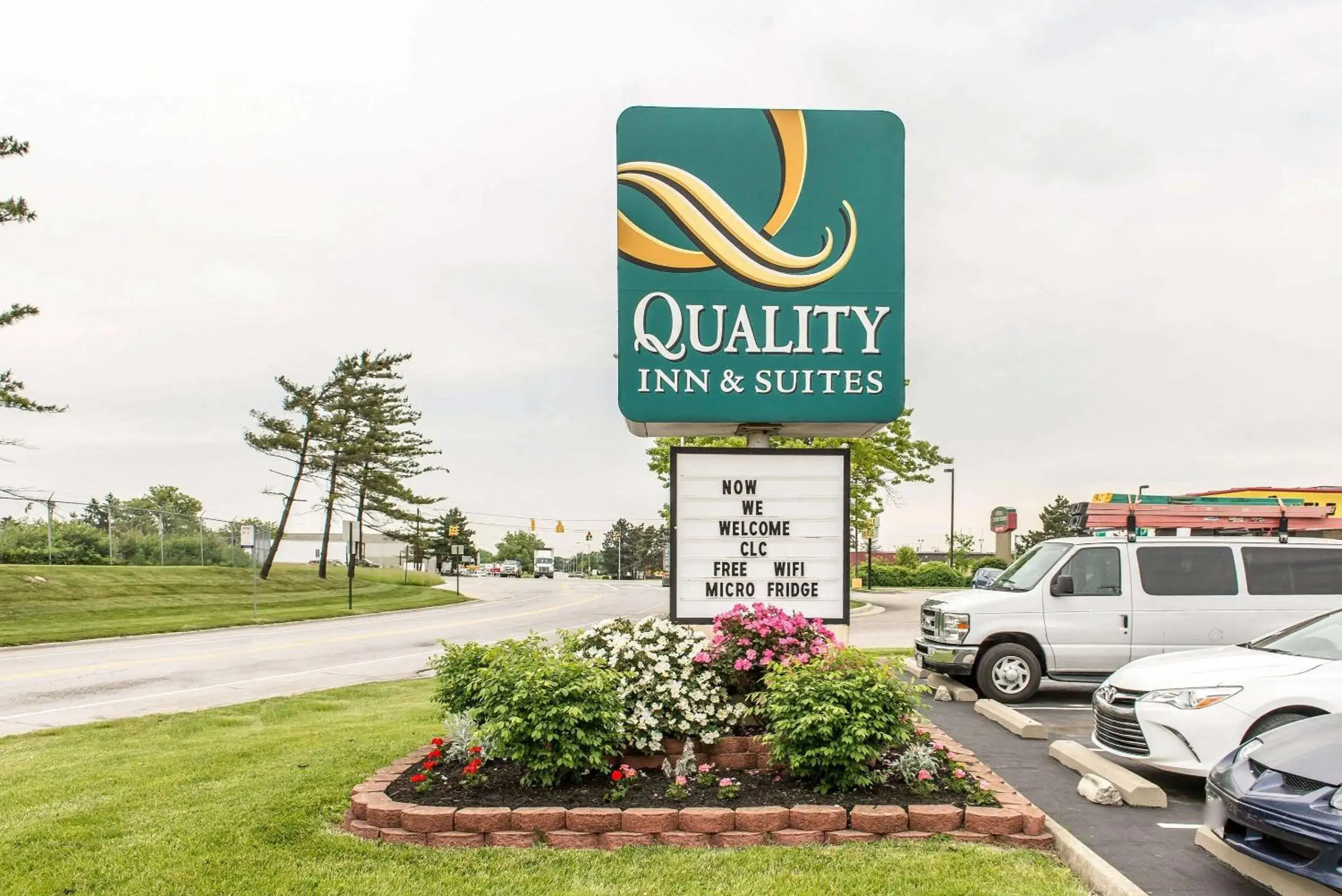 Property building in Quality Inn & Suites Columbus West - Hilliard Property building in Quality Inn & Suites Columbus West - Hilliard