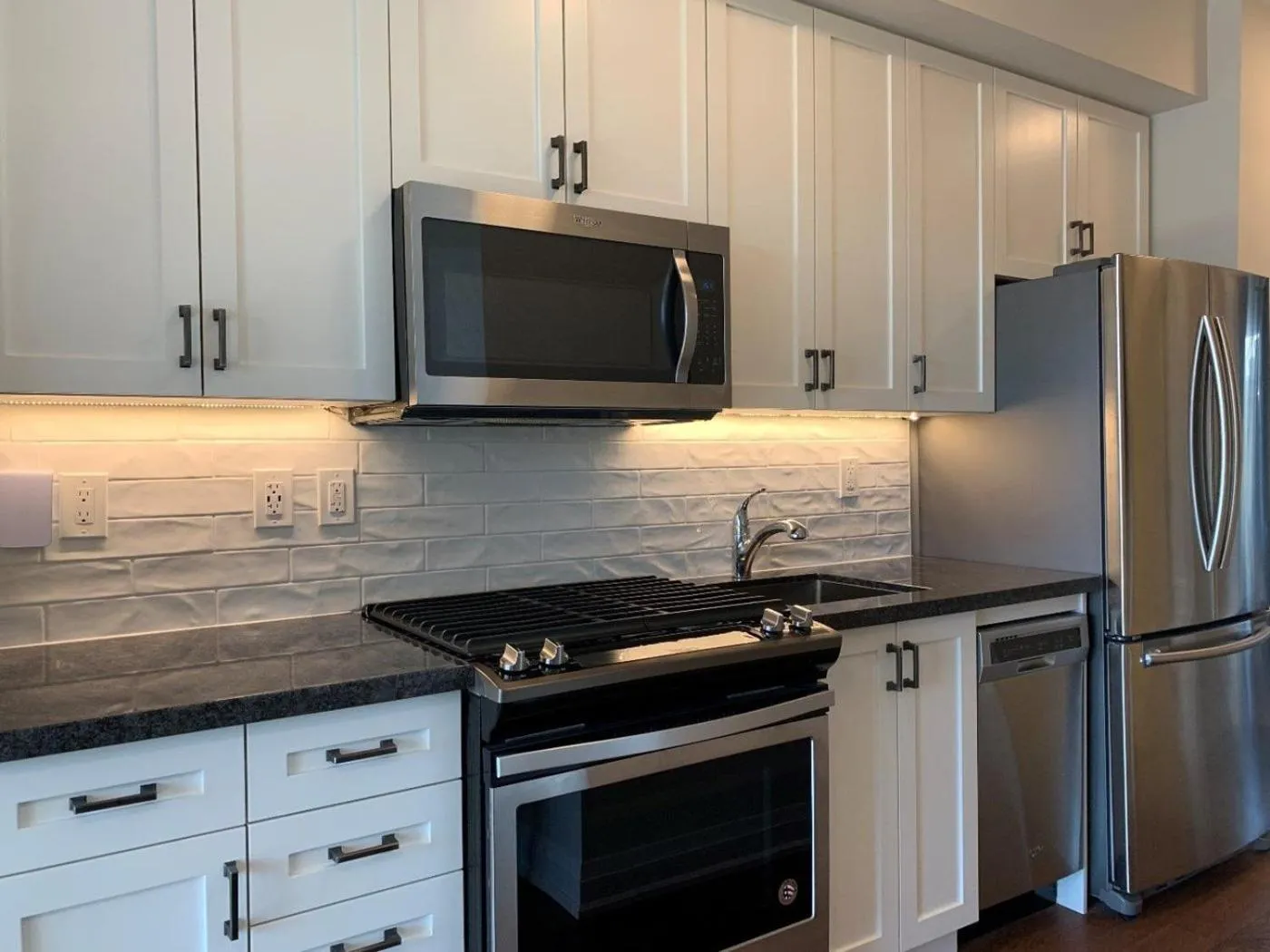 Kitchen or kitchenette in Touchstone Resort