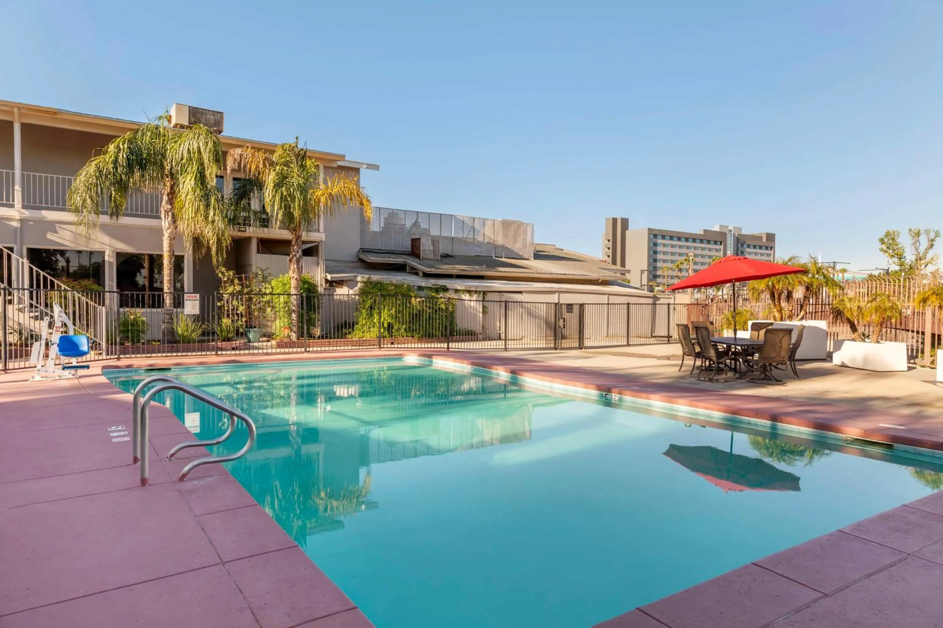 Pool view in Best Western Plus Hill House