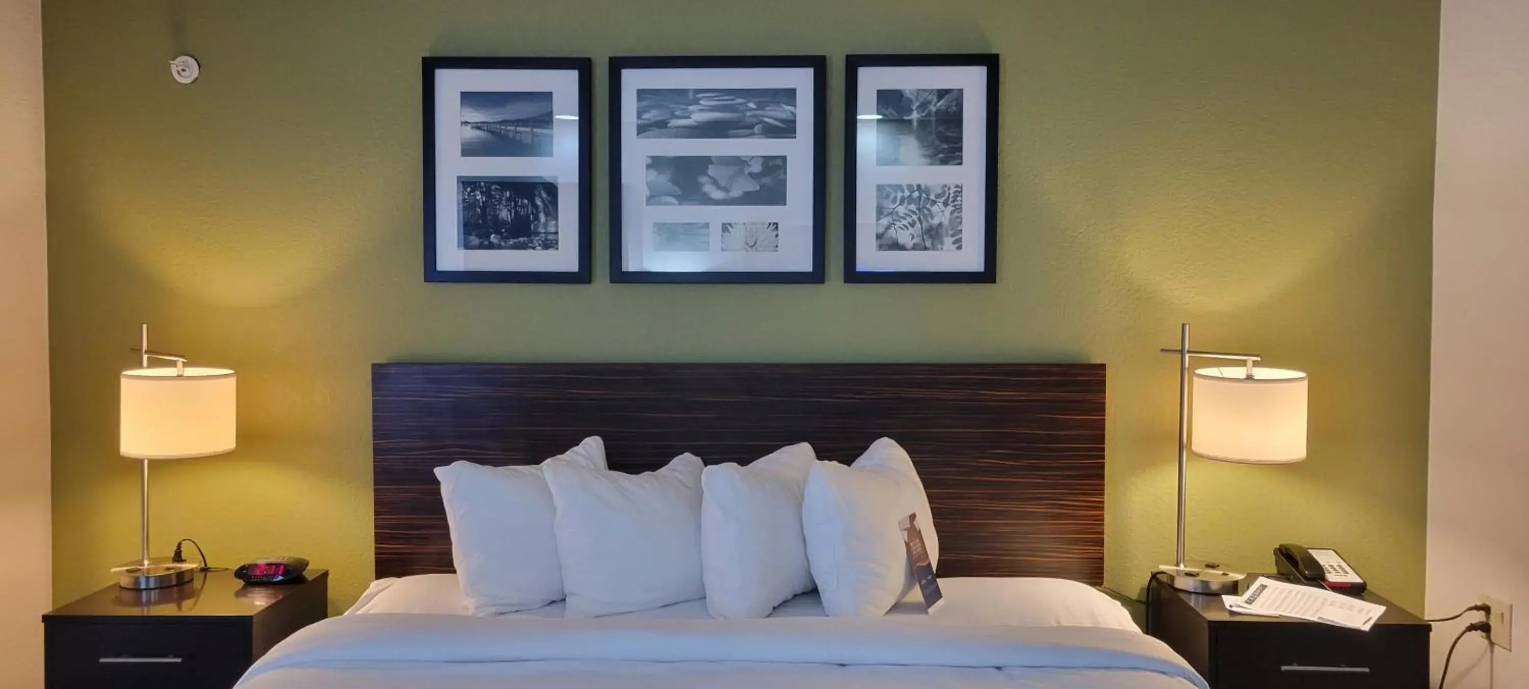 Bed in Baymont by Wyndham Pueblo Bed in Baymont by Wyndham Pueblo