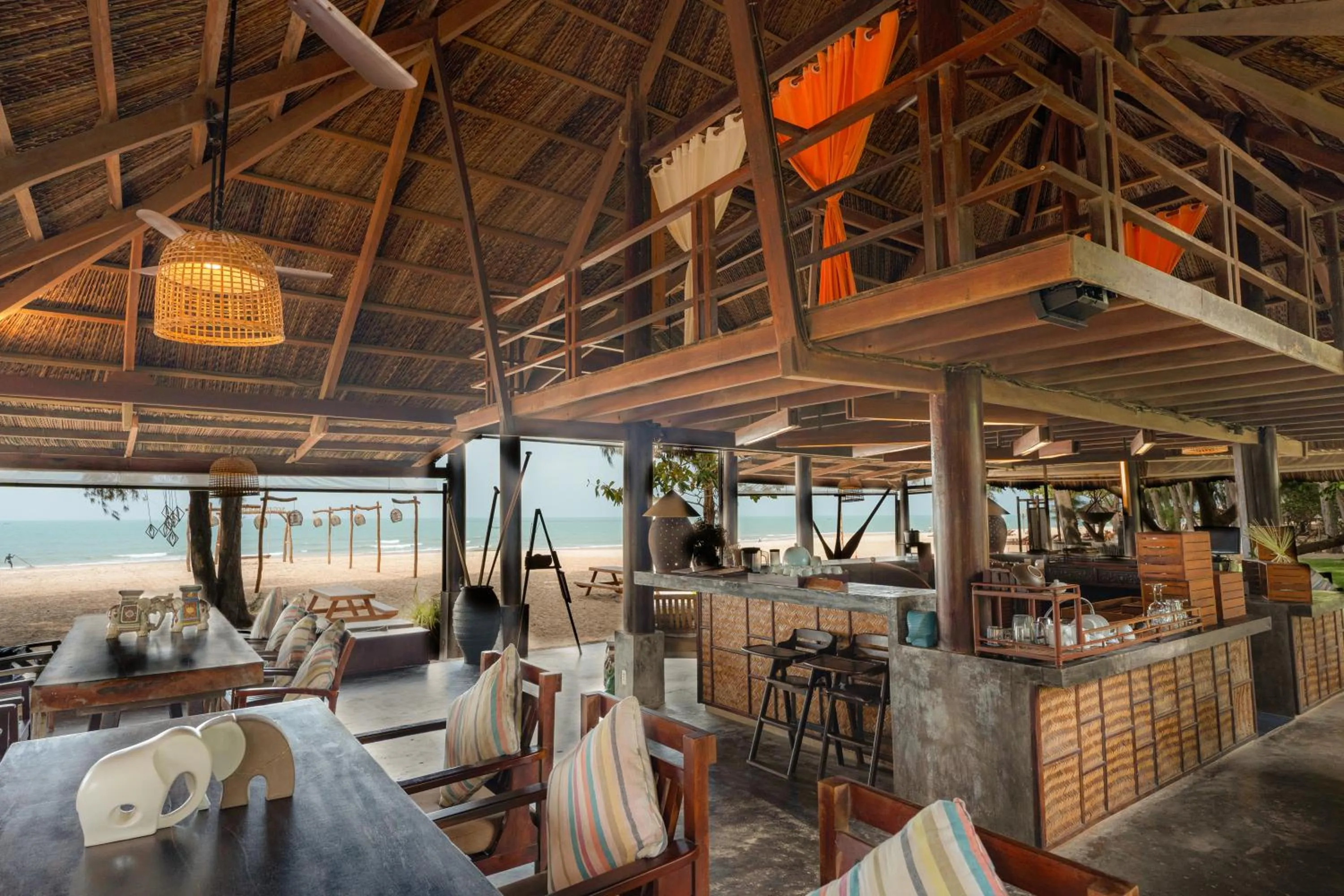 Lounge or bar in Ho Tram Beach Boutique Resort & Spa