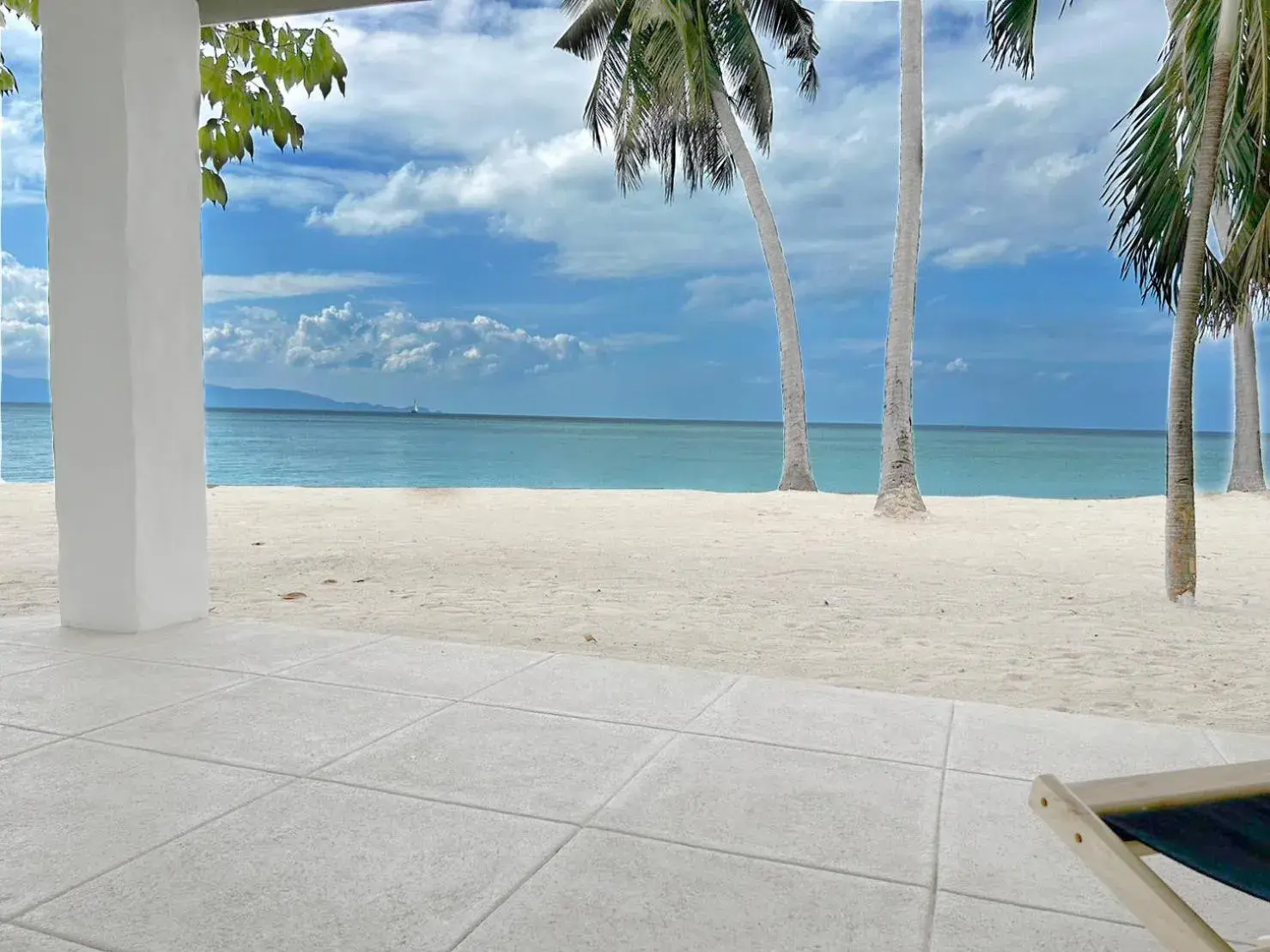 Sea view in Lime N Soda Beachfront Resort Sea view in Lime N Soda Beachfront Resort
