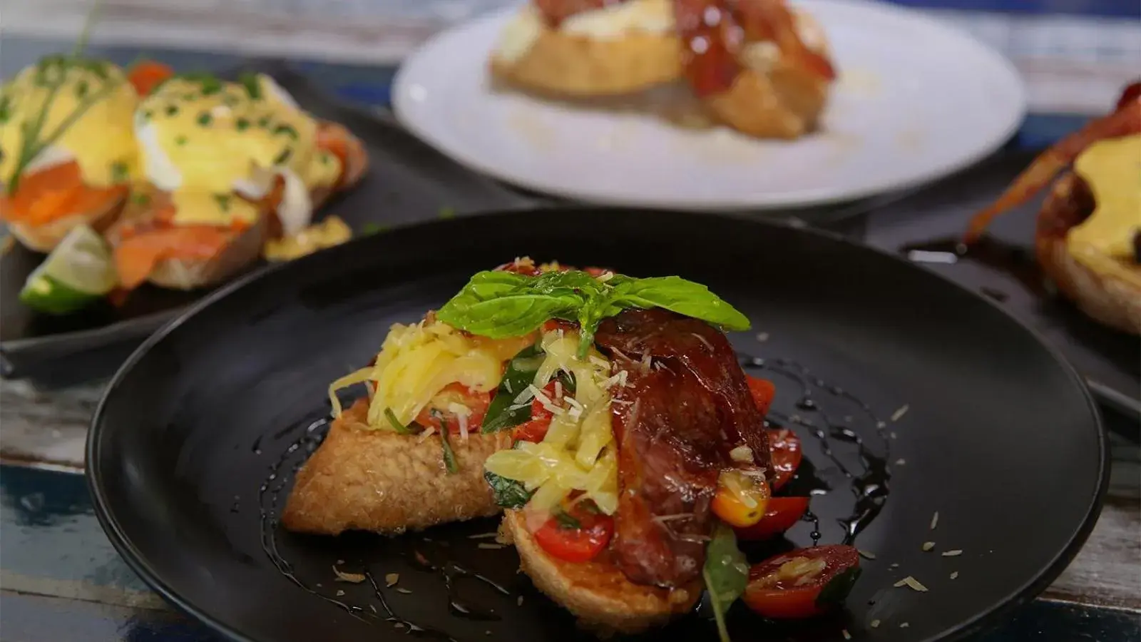 Restaurant/places to eat in Lime N Soda Beachfront Resort Restaurant/places to eat in Lime N Soda Beachfront Resort