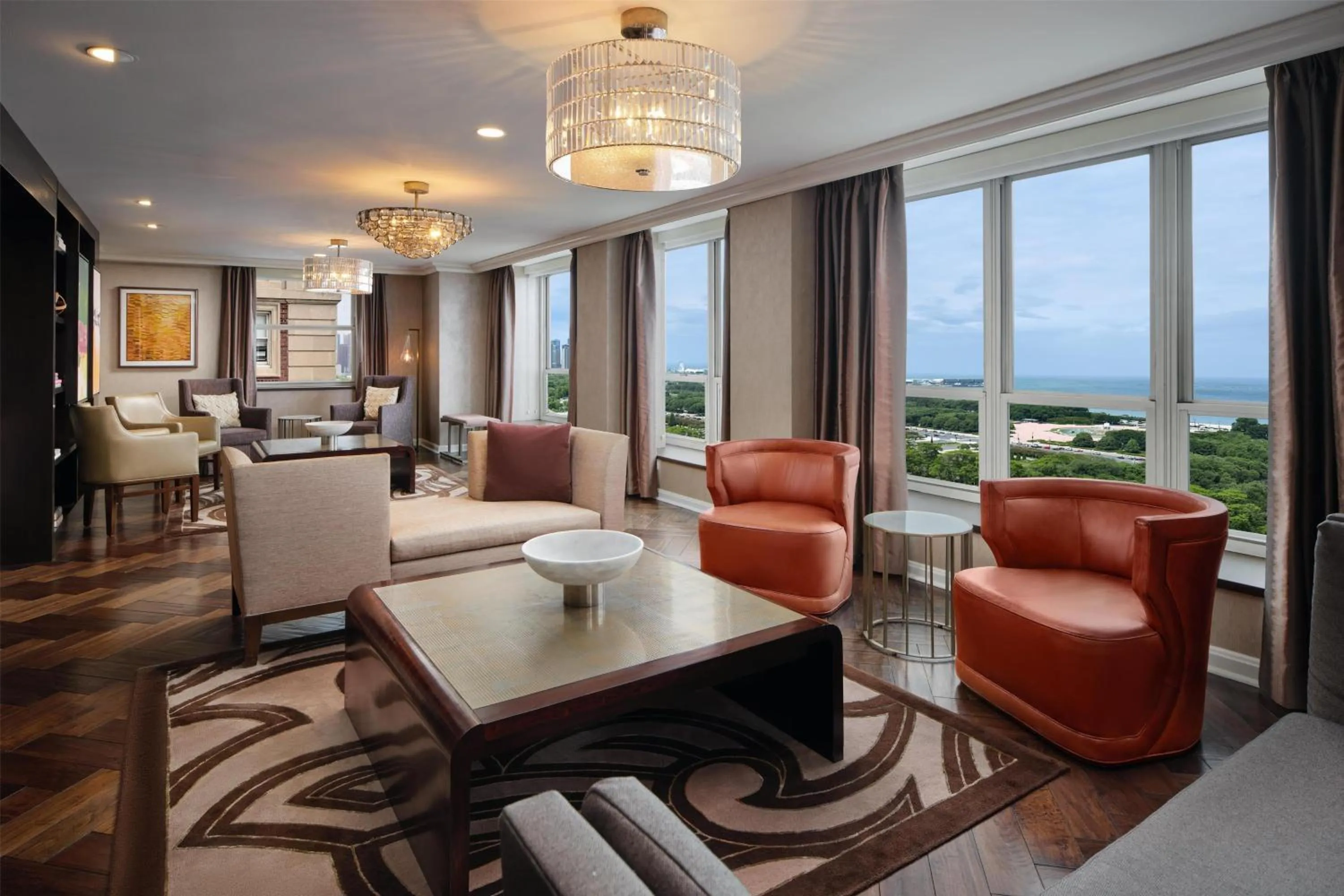 Living room in Hilton Chicago