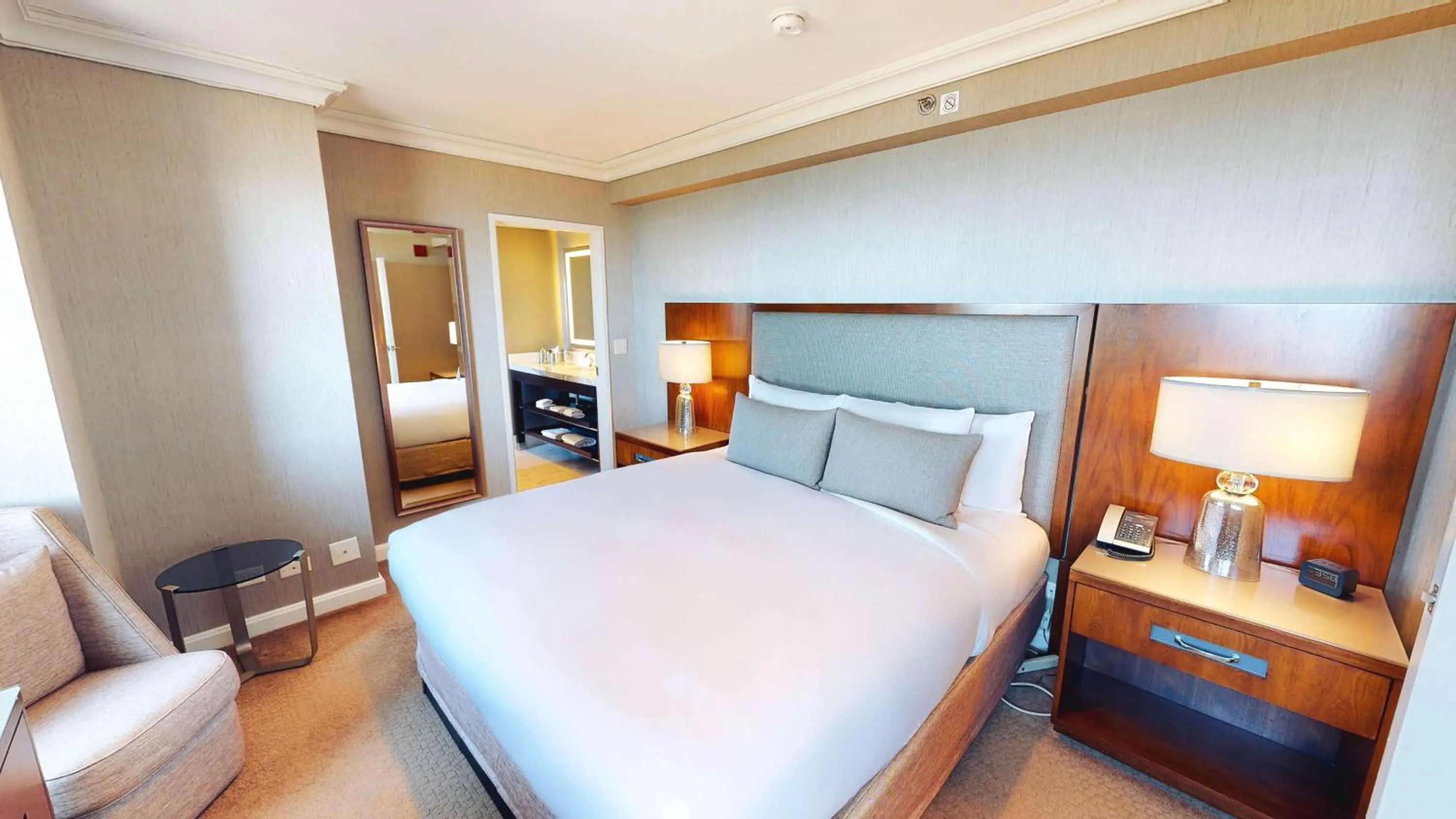 Bed in Hilton Chicago