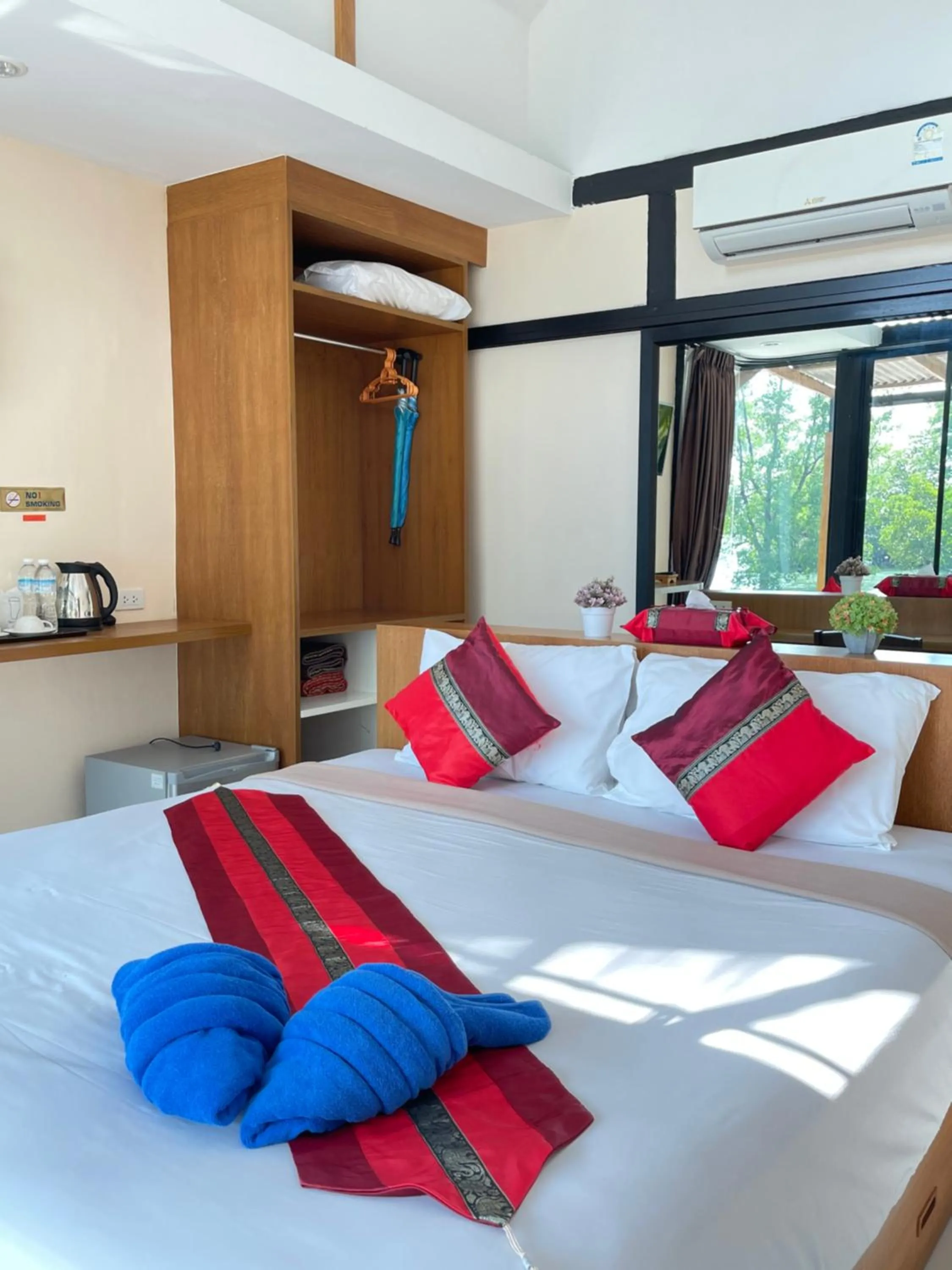 Bed in Mook Tamarind Resort