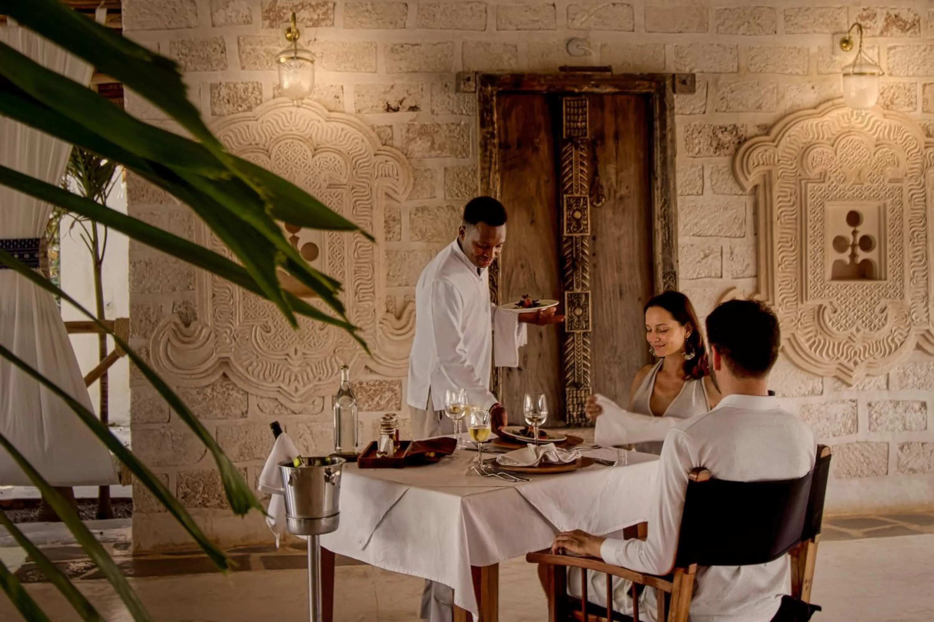 Restaurant/places to eat in The Charming Lonno Lodge Watamu