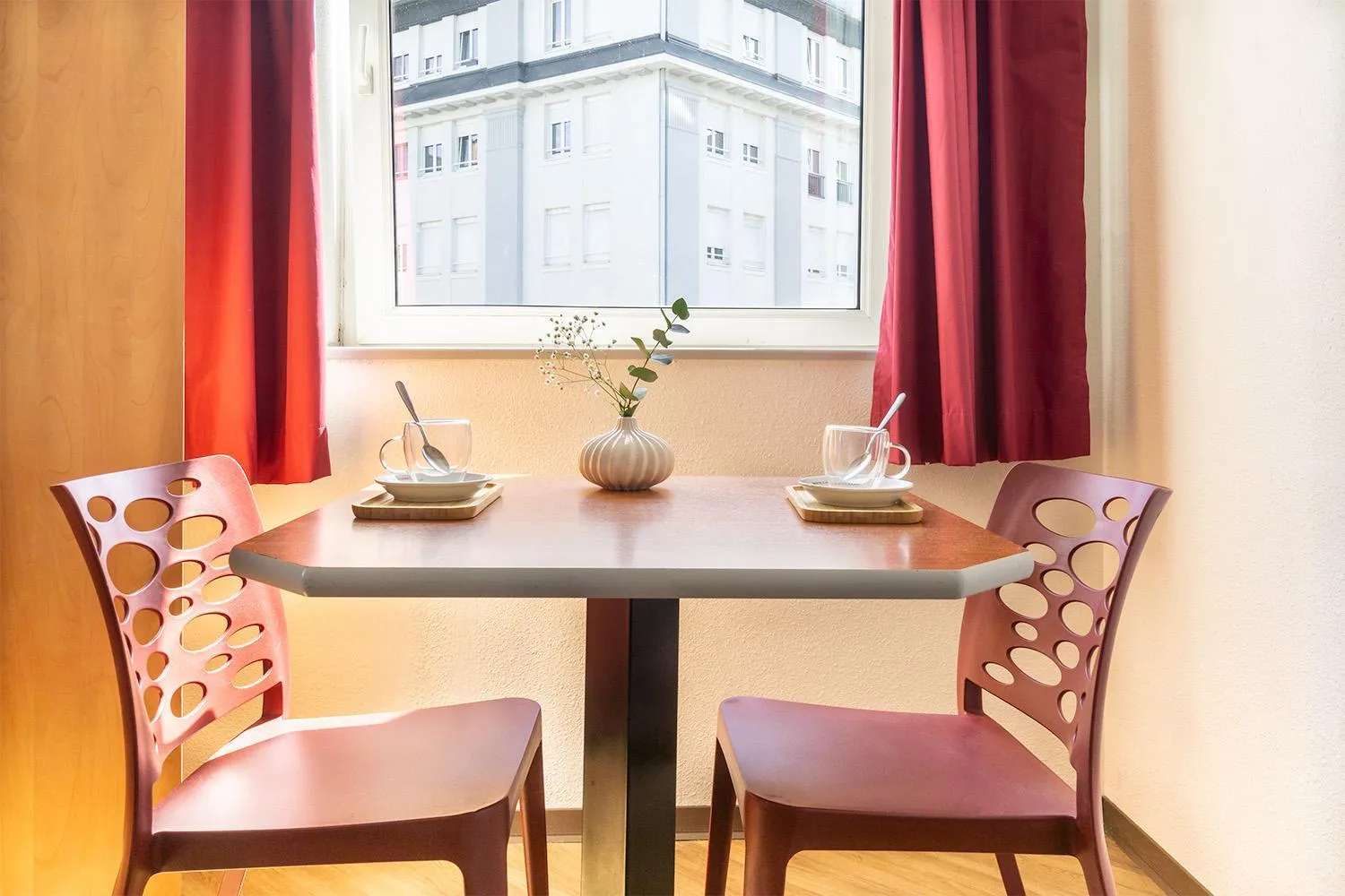 Dining area in City Residence Access Strasbourg