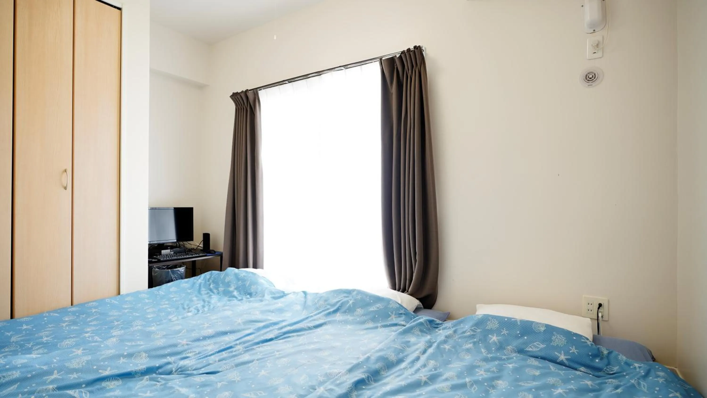 Bed in Condominium GOLF GOLF Tsuboya