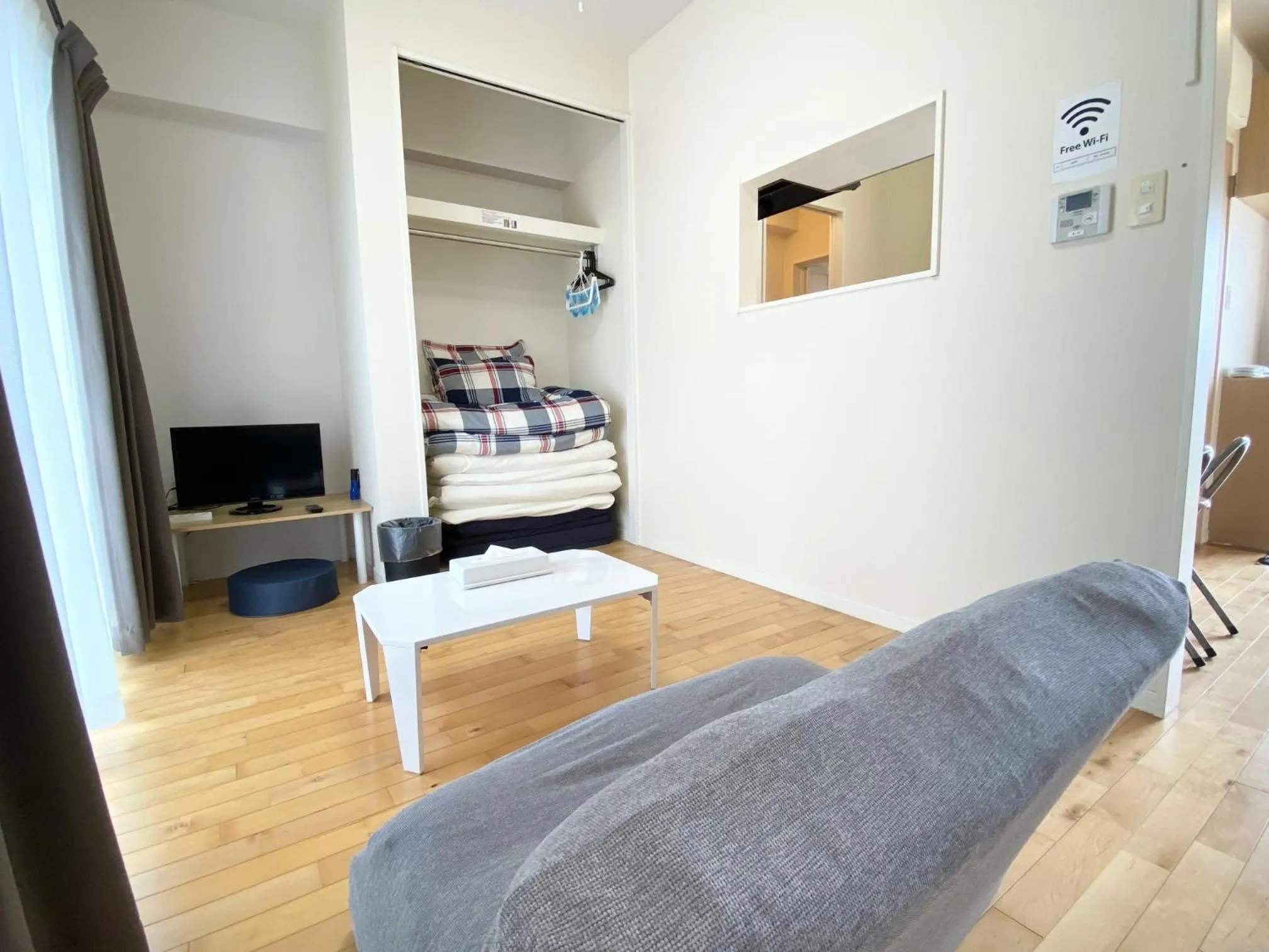 Bed in Condominium GOLF GOLF Tsuboya