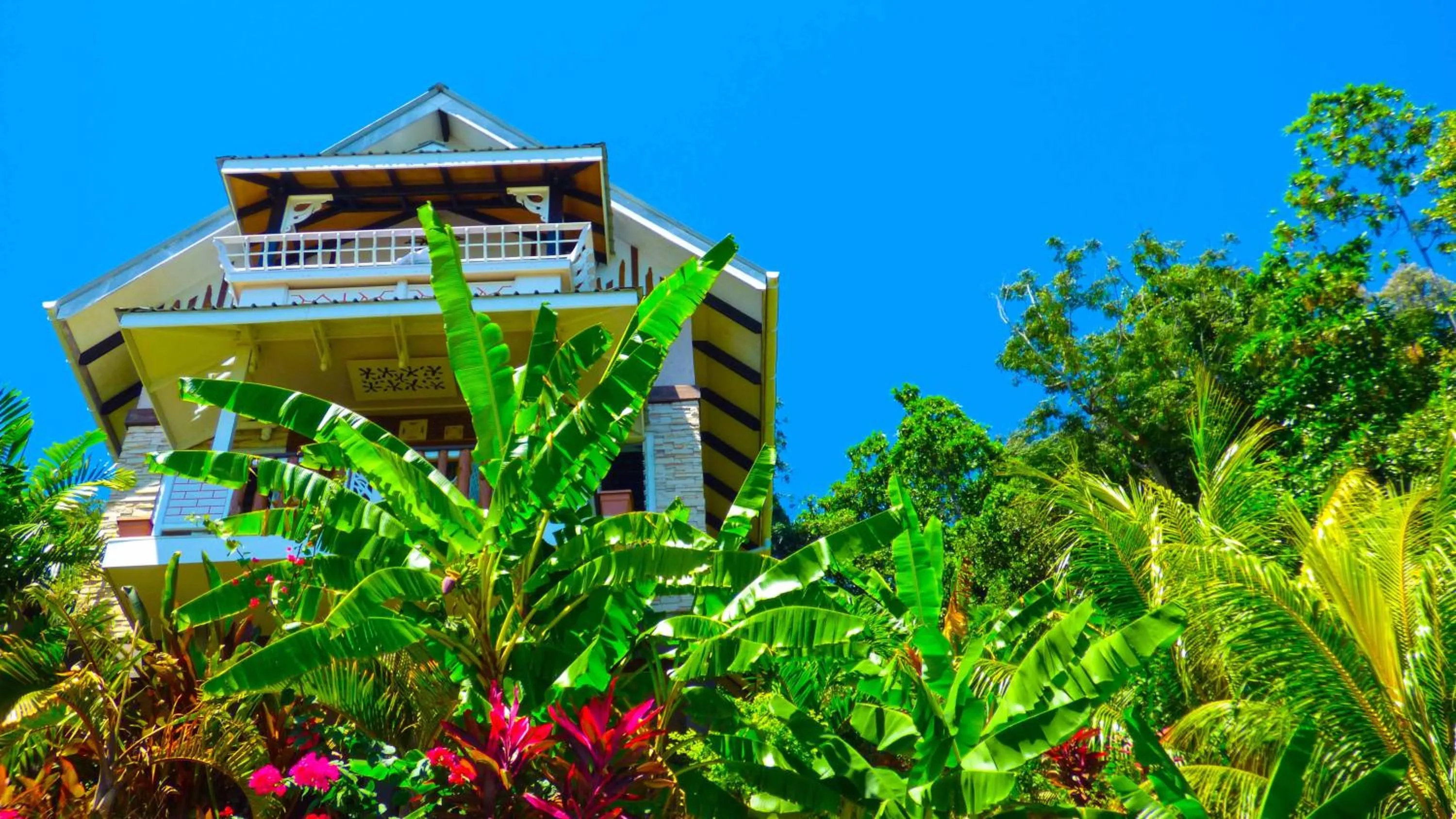 Property building in Mouggae Blues Villas