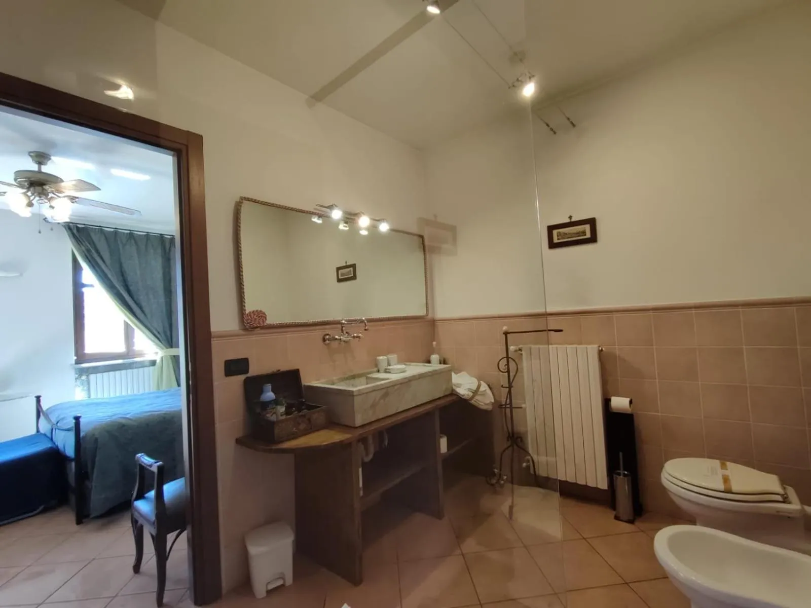 Toilet in Al Calar Della Sera