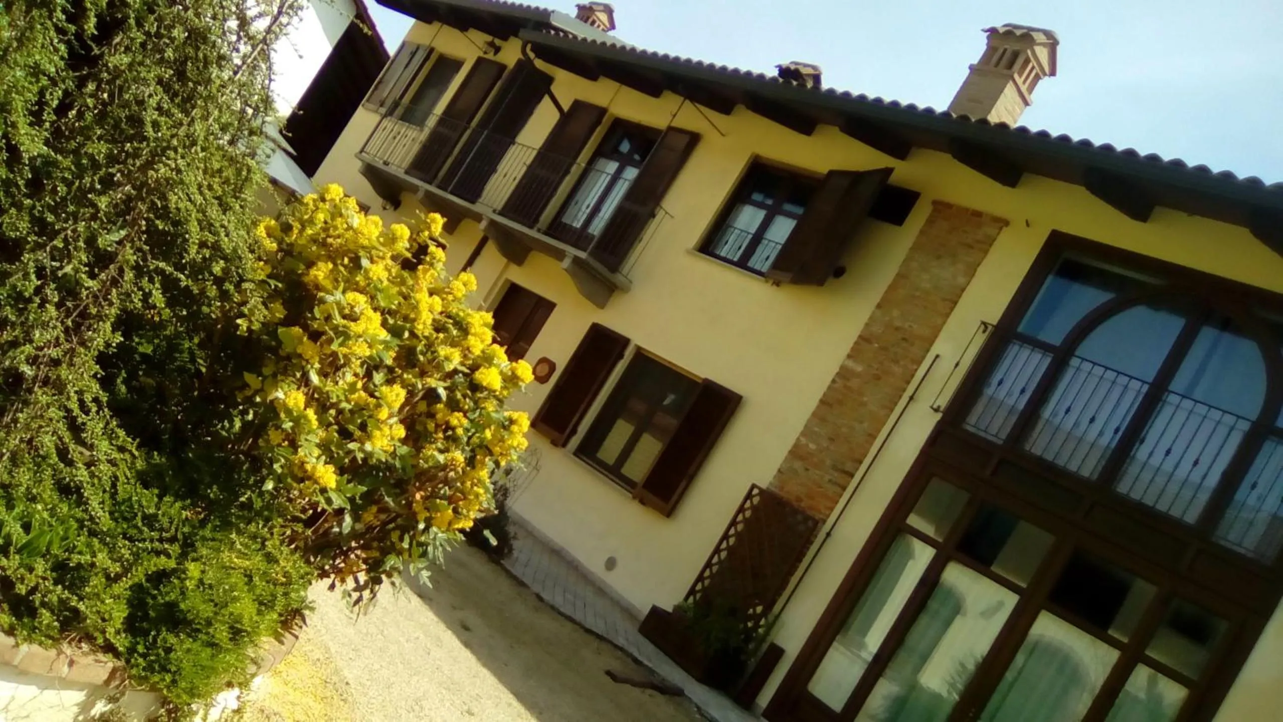 Property building in Al Calar Della Sera