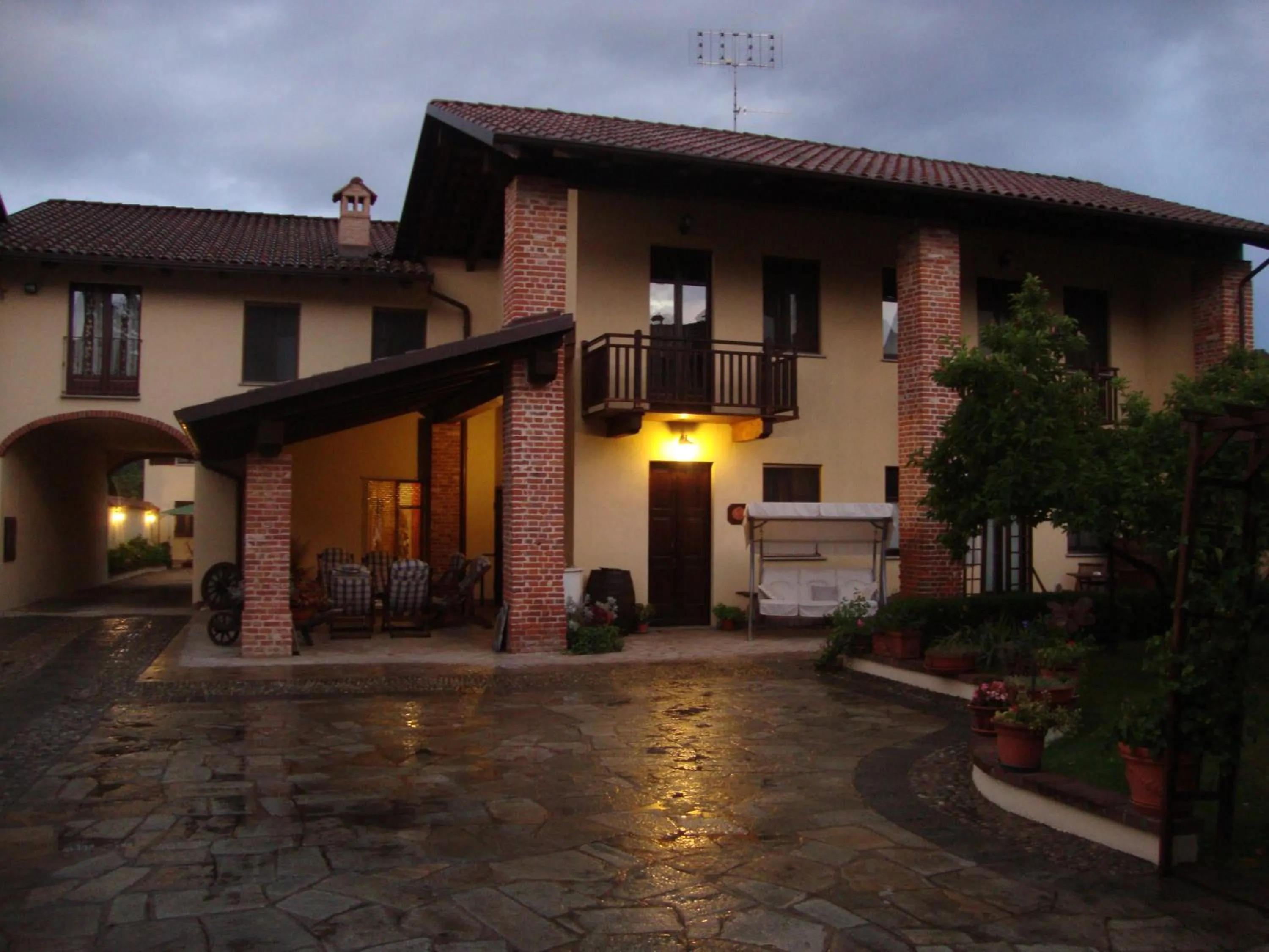 Property building in Al Calar Della Sera
