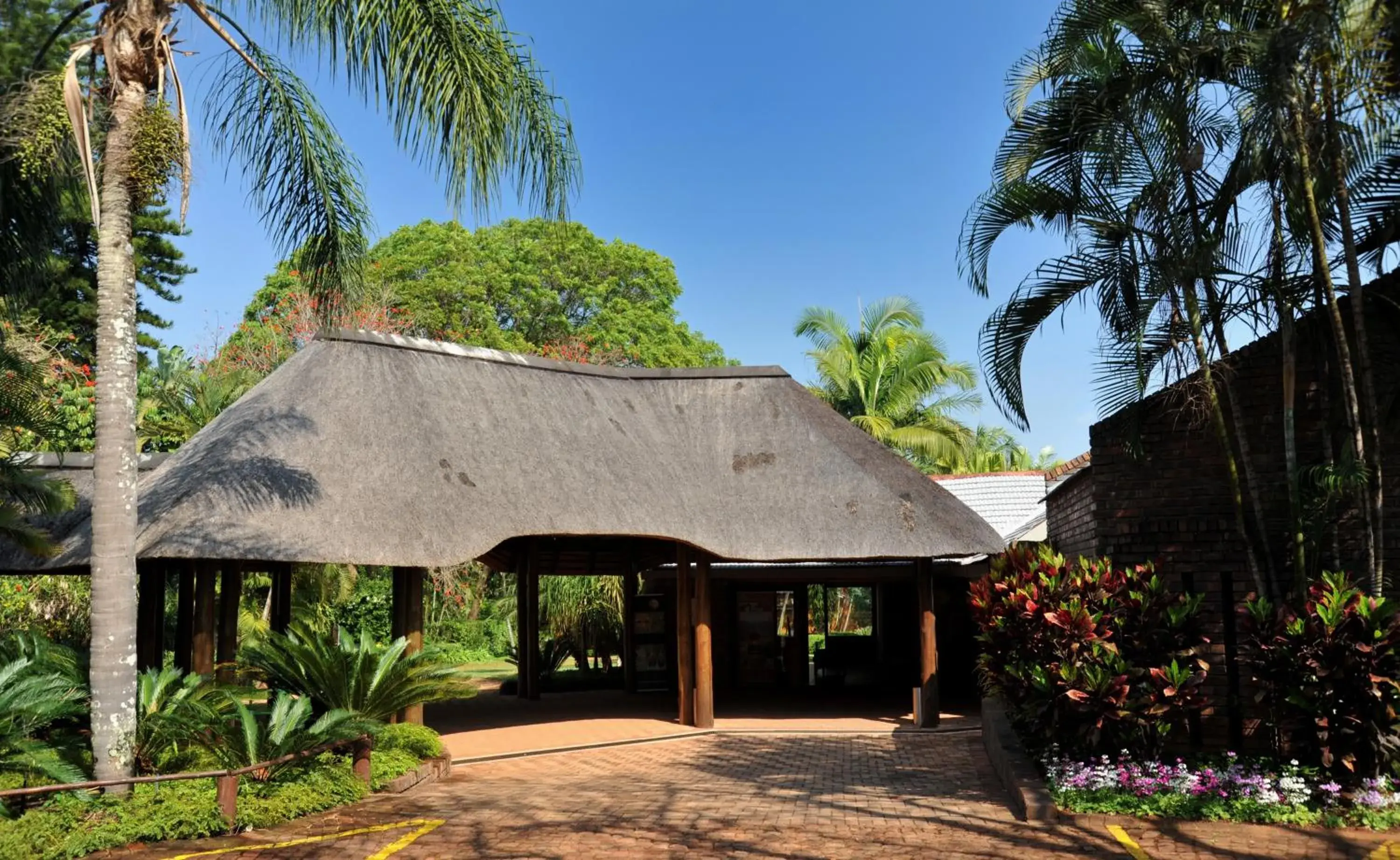 Property building in Hazyview Sun Property building in Hazyview Sun