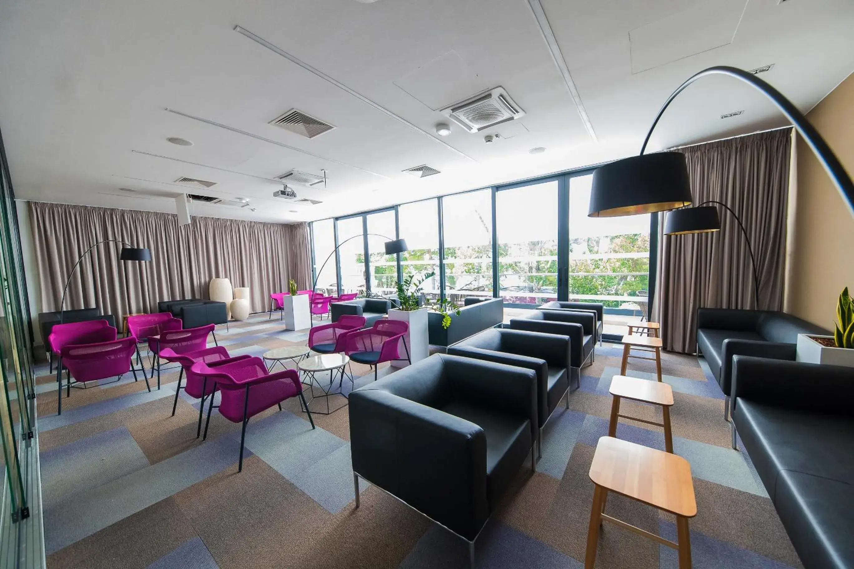 Lounge or bar in Boutique Hotel Esplanade Lounge or bar in Boutique Hotel Esplanade