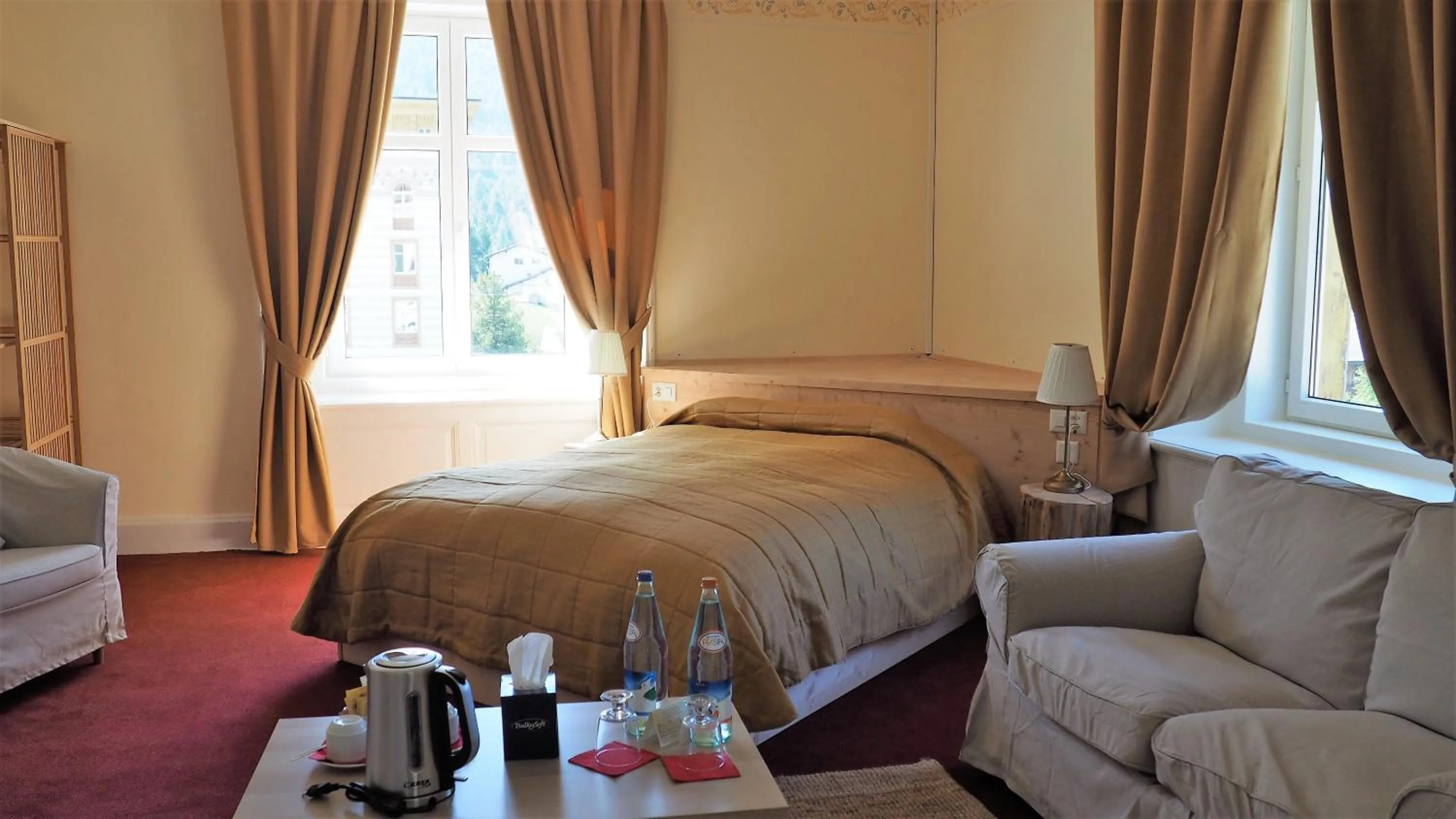 Bedroom, Bed in Maloja Palace Suites CO2-Neutral