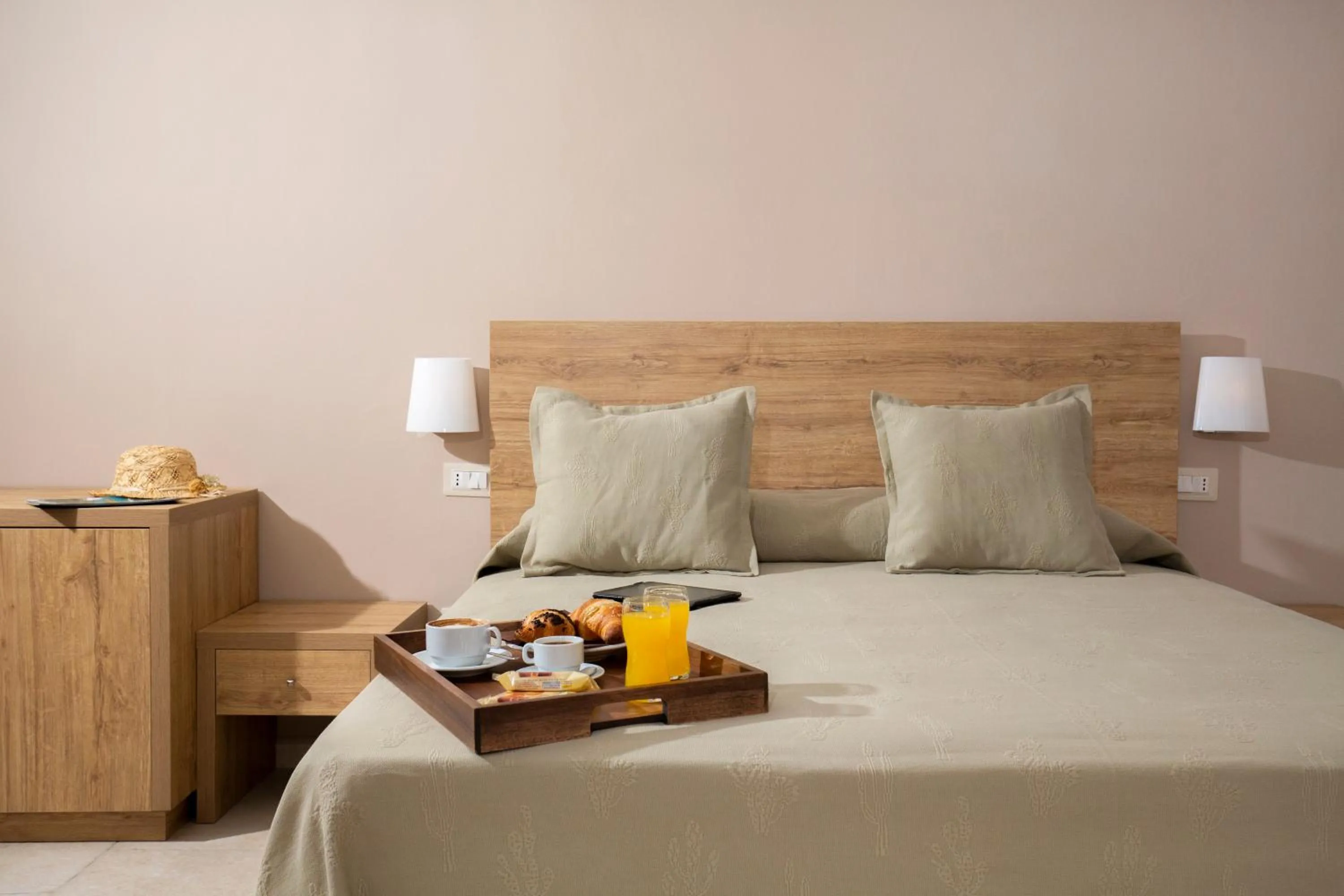 Bedroom, Bed in Hotel Punta San Francesco