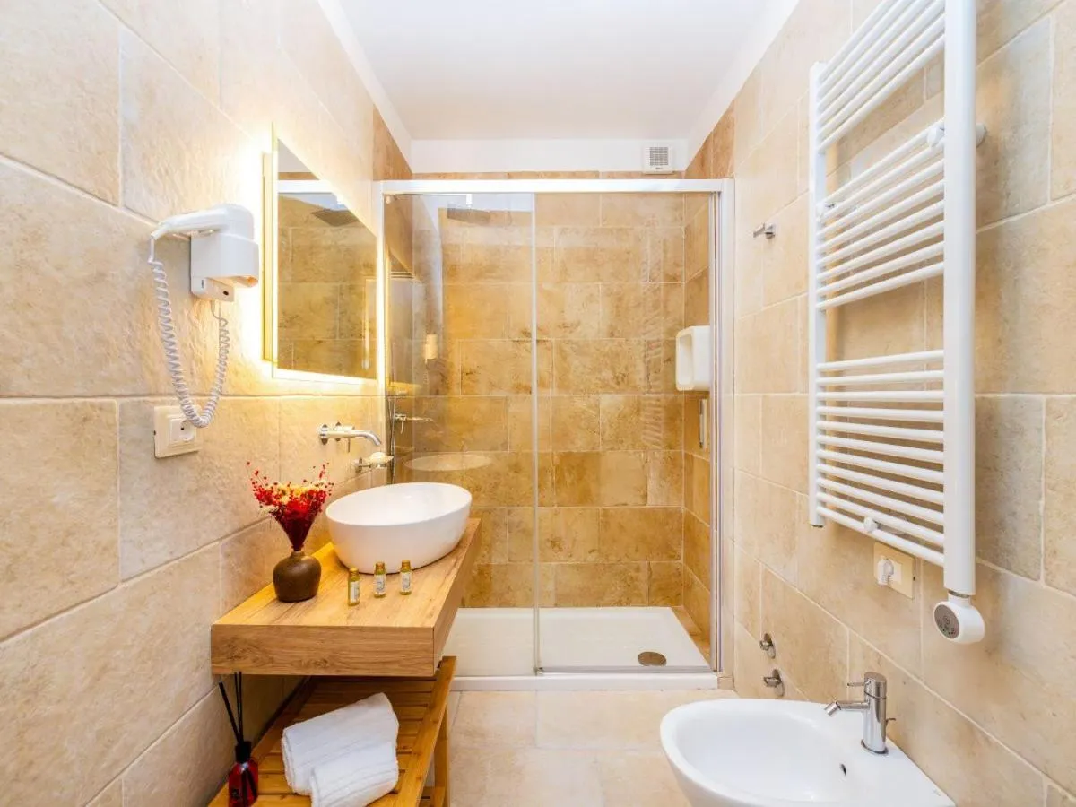 Bathroom in Hotel Punta San Francesco
