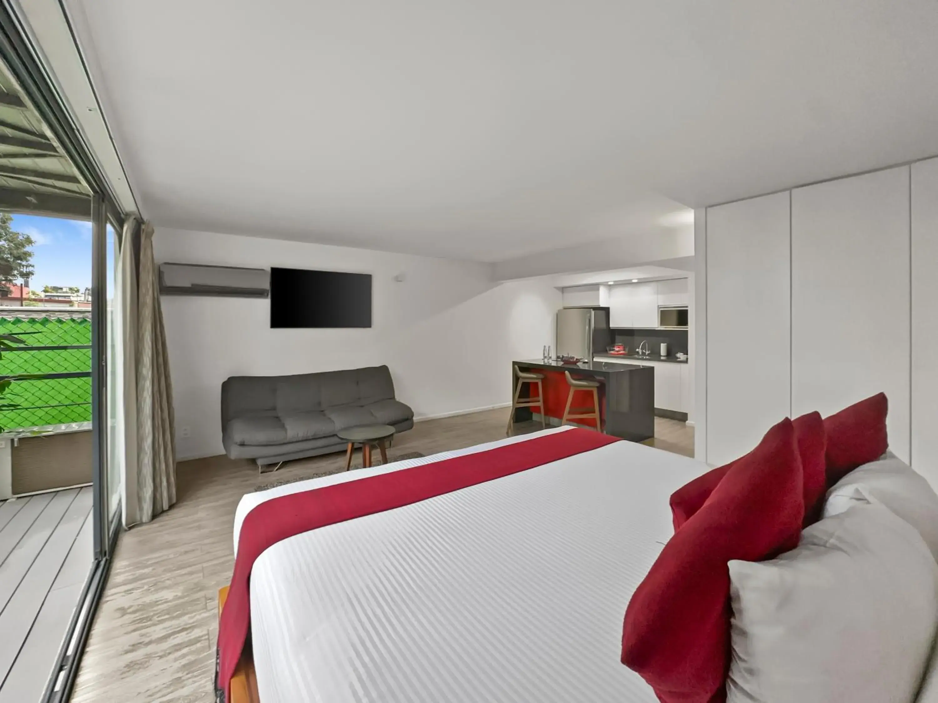 Photo of the whole room, Bed in Armonik Suites By Casanevo Photo of the whole room, Bed in Armonik Suites By Casanevo