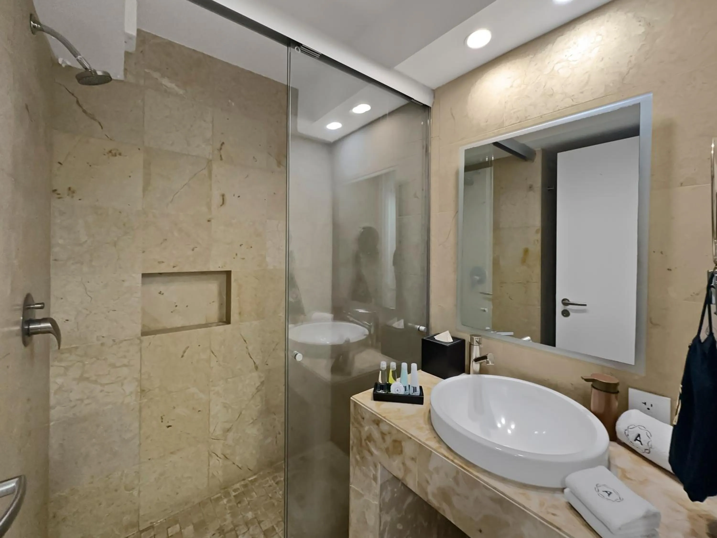 Bathroom in Armonik Suites By Casanevo