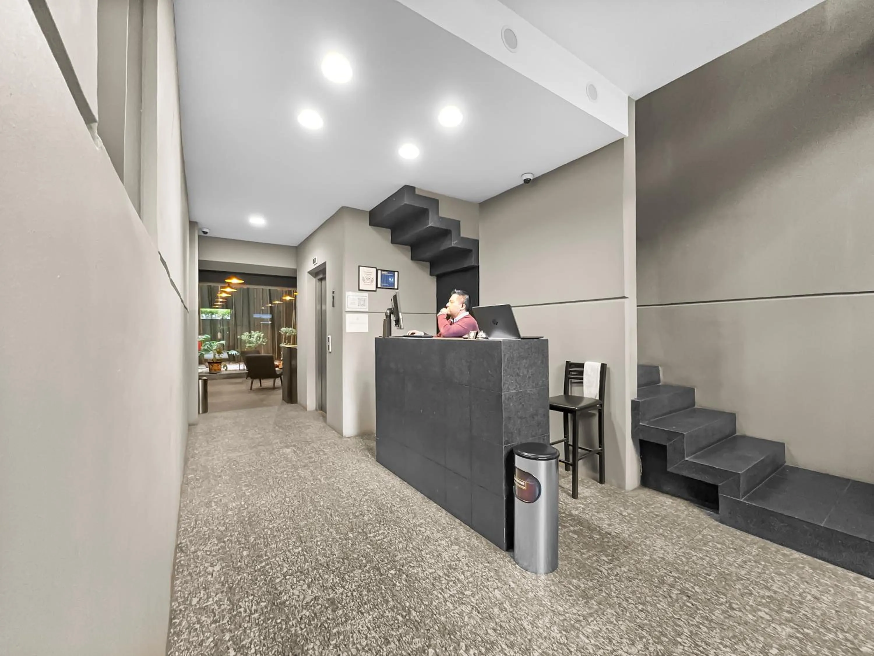 Lobby or reception in Armonik Suites By Casanevo