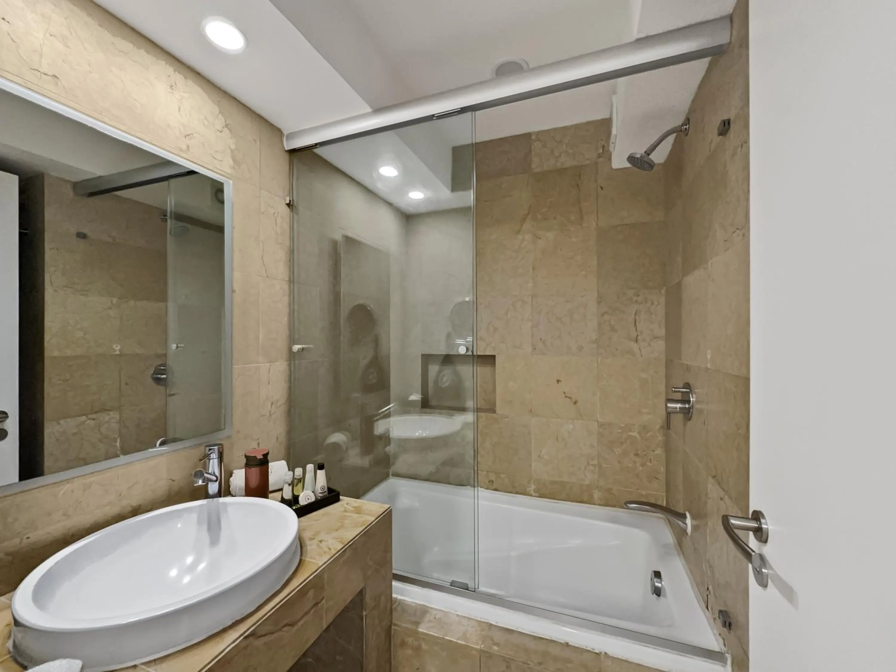 Bathroom in Armonik Suites By Casanevo