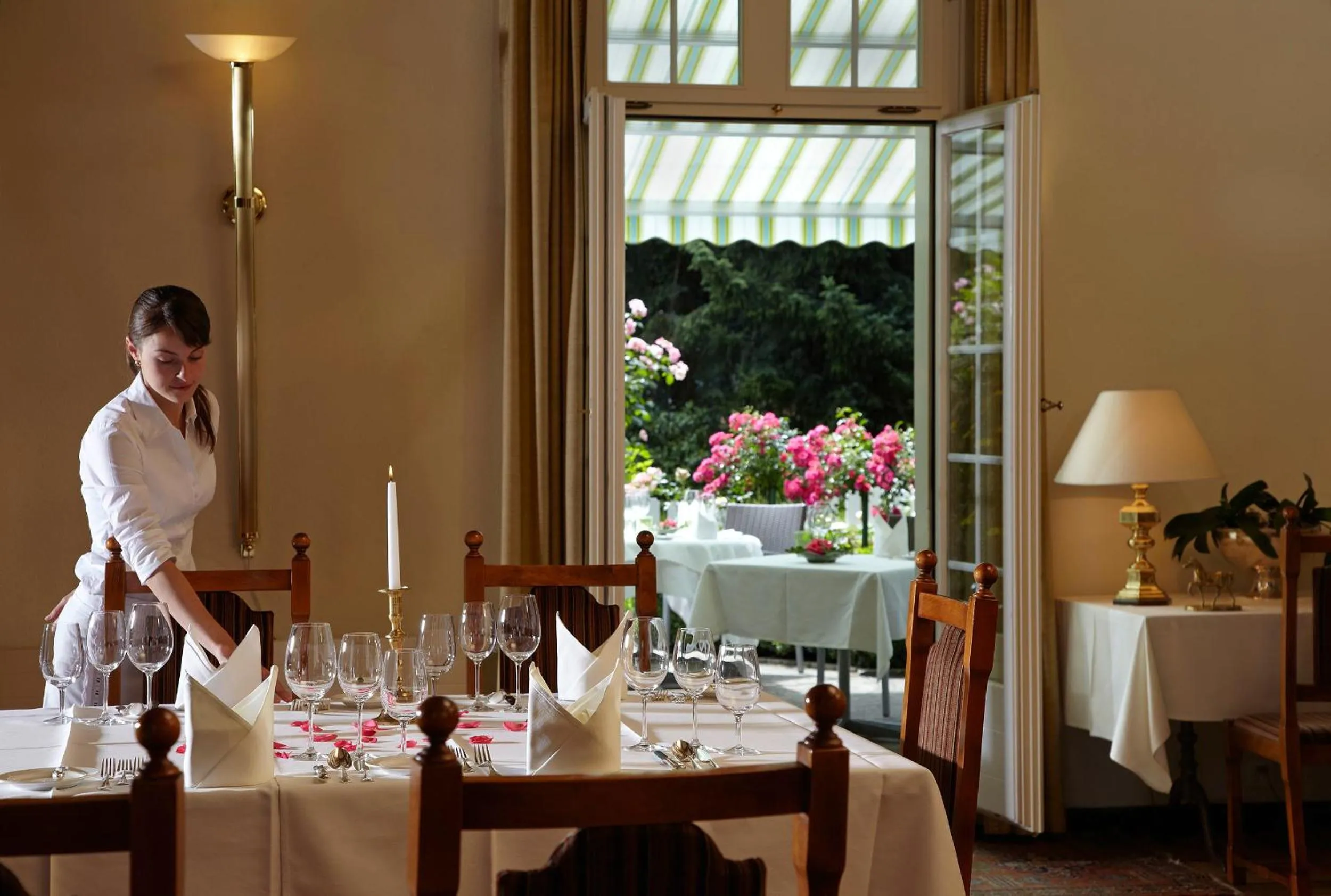 People in Landgasthof Hotel Rössli