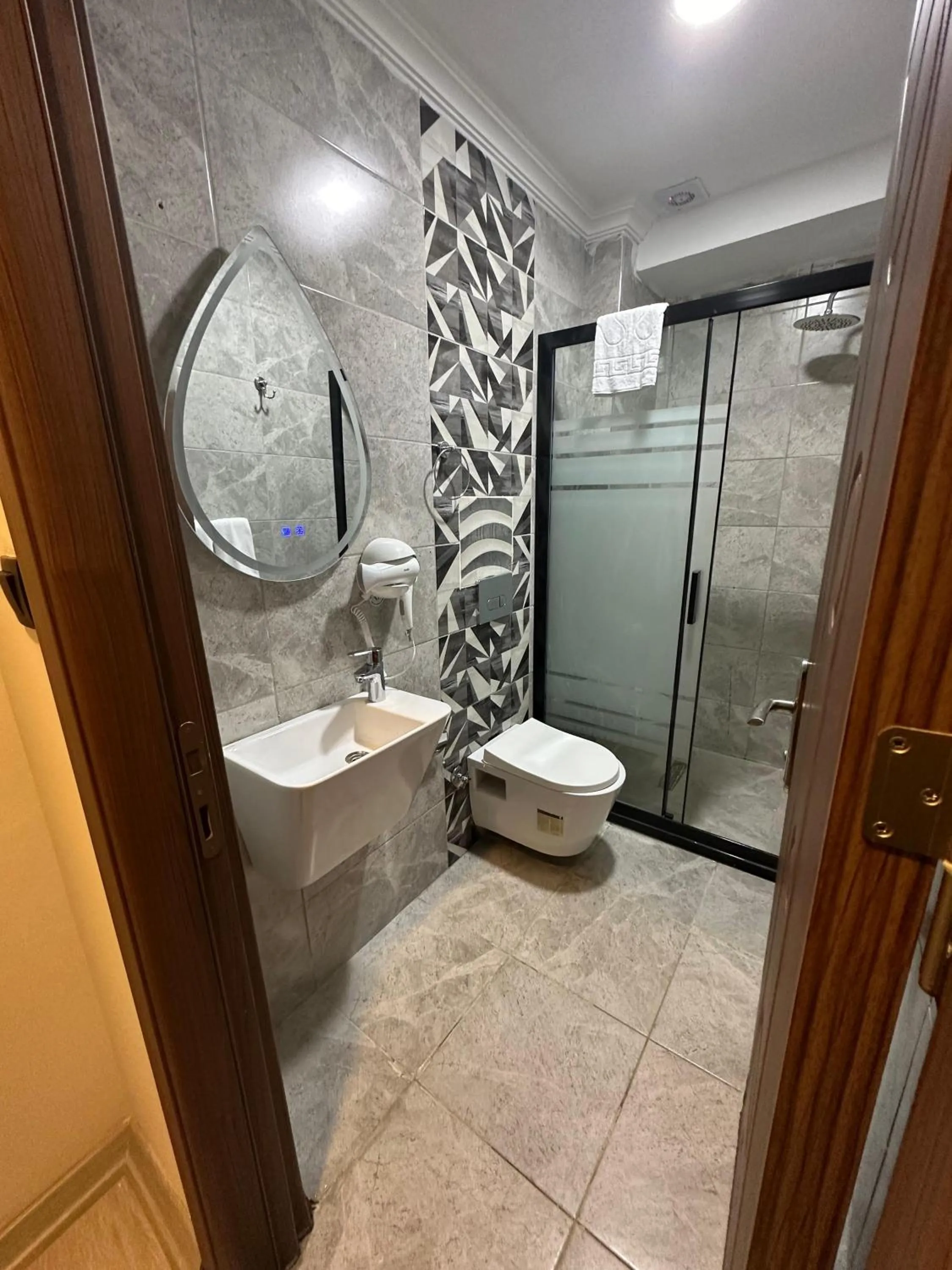 Shower in Rays Hotel - Bakirkoy Istanbul City Center