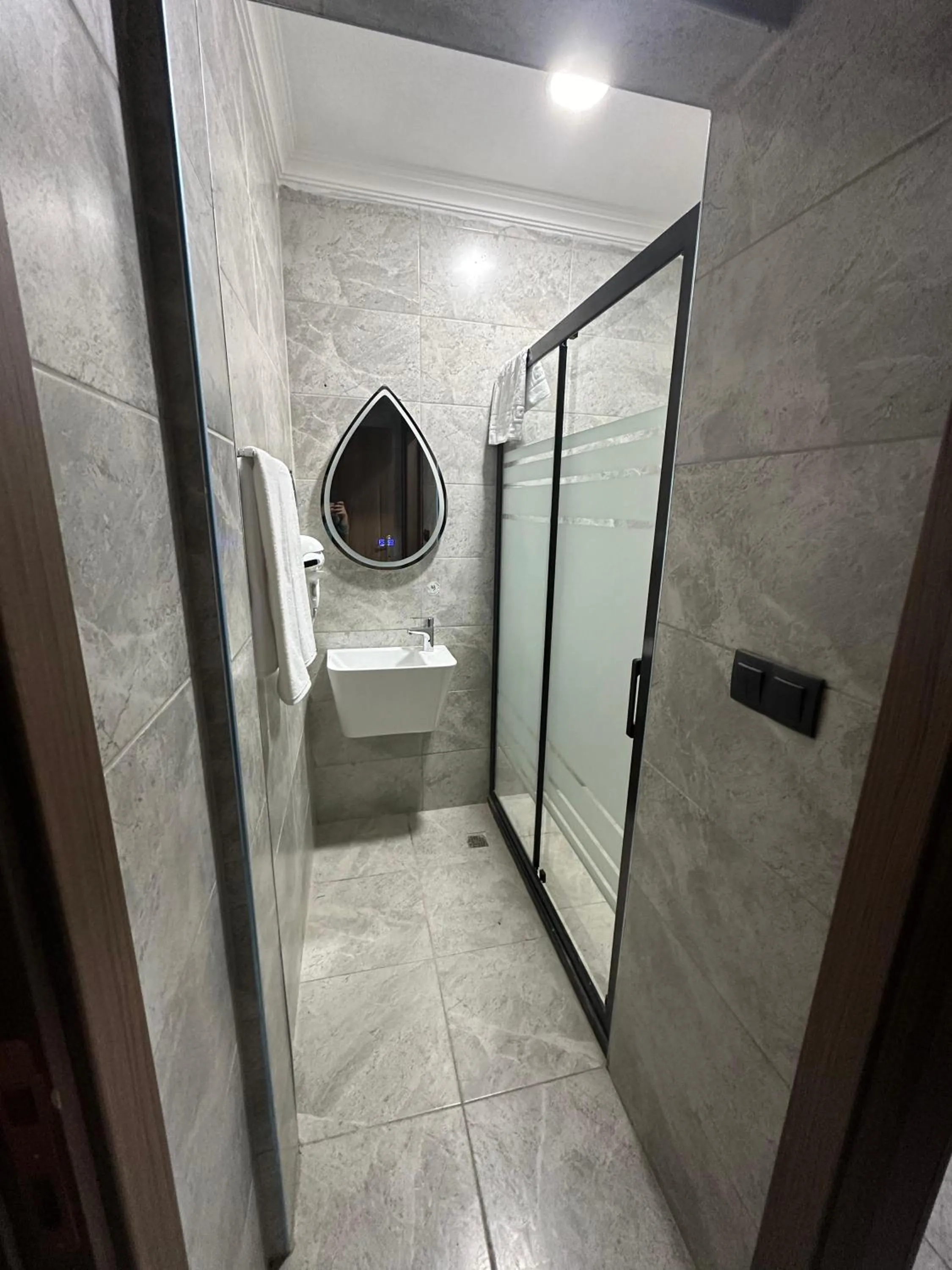 Shower in Rays Hotel - Bakirkoy Istanbul City Center