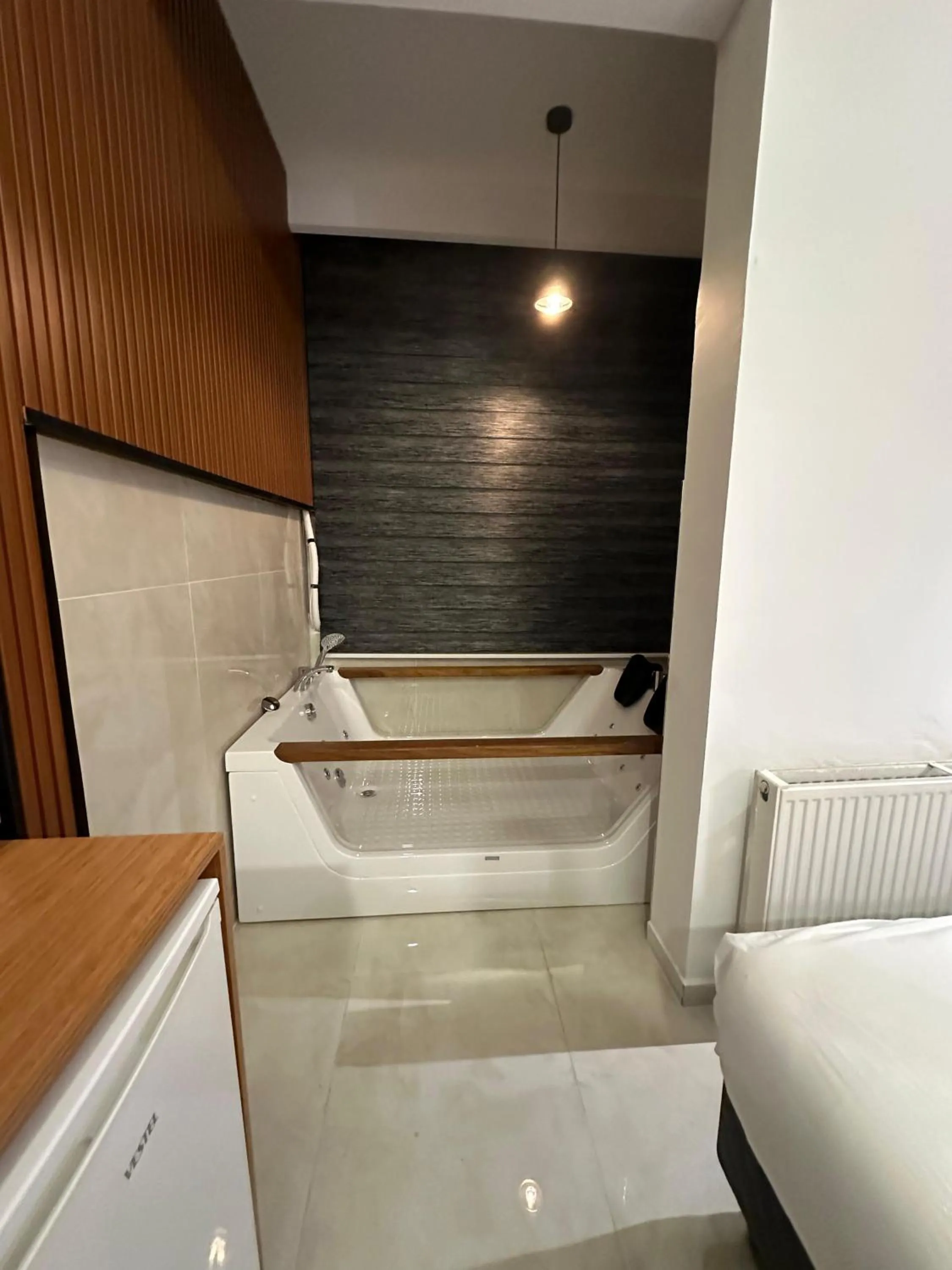 Bath in Rays Hotel - Bakirkoy Istanbul City Center