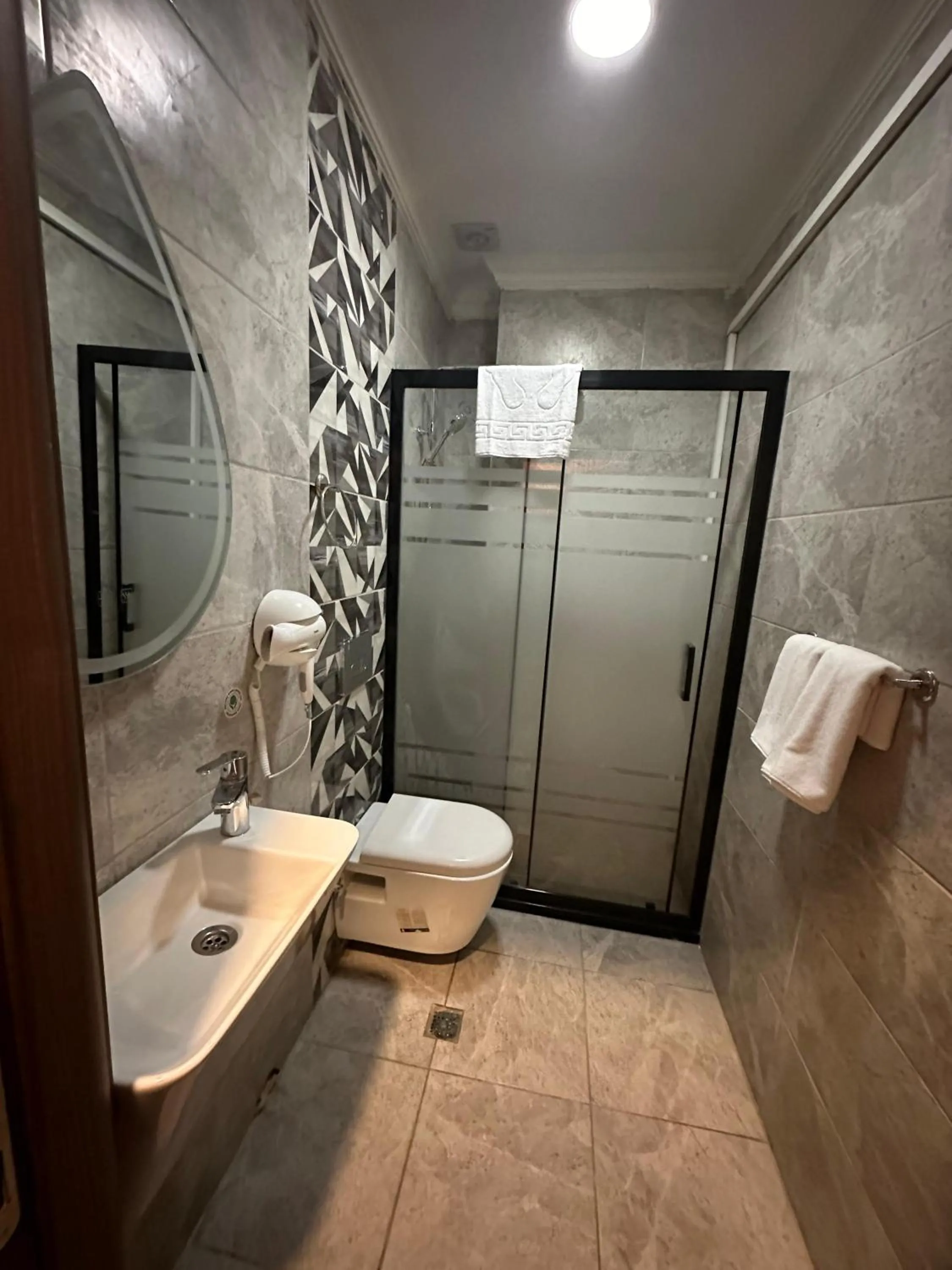 Shower in Rays Hotel - Bakirkoy Istanbul City Center