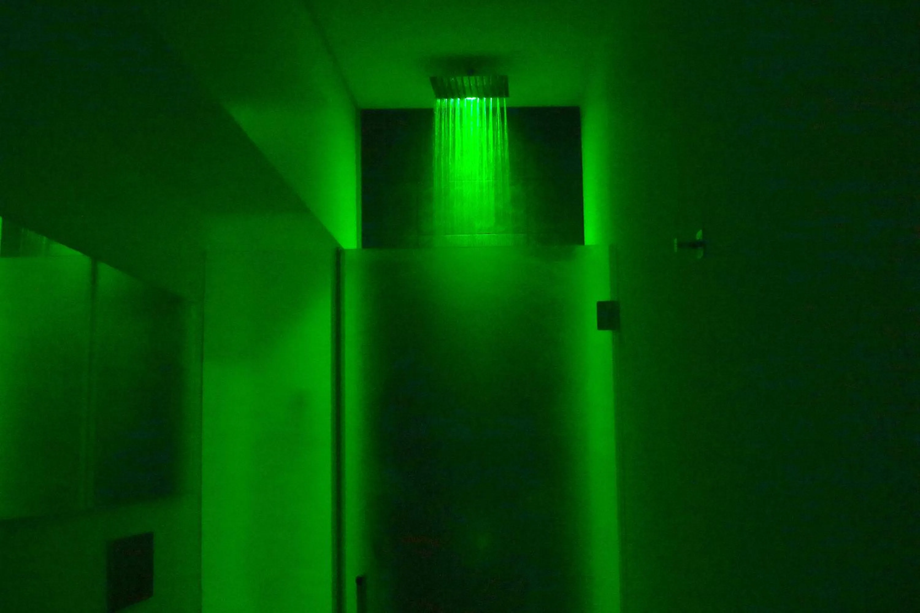 Shower in Quattro Canti Suites