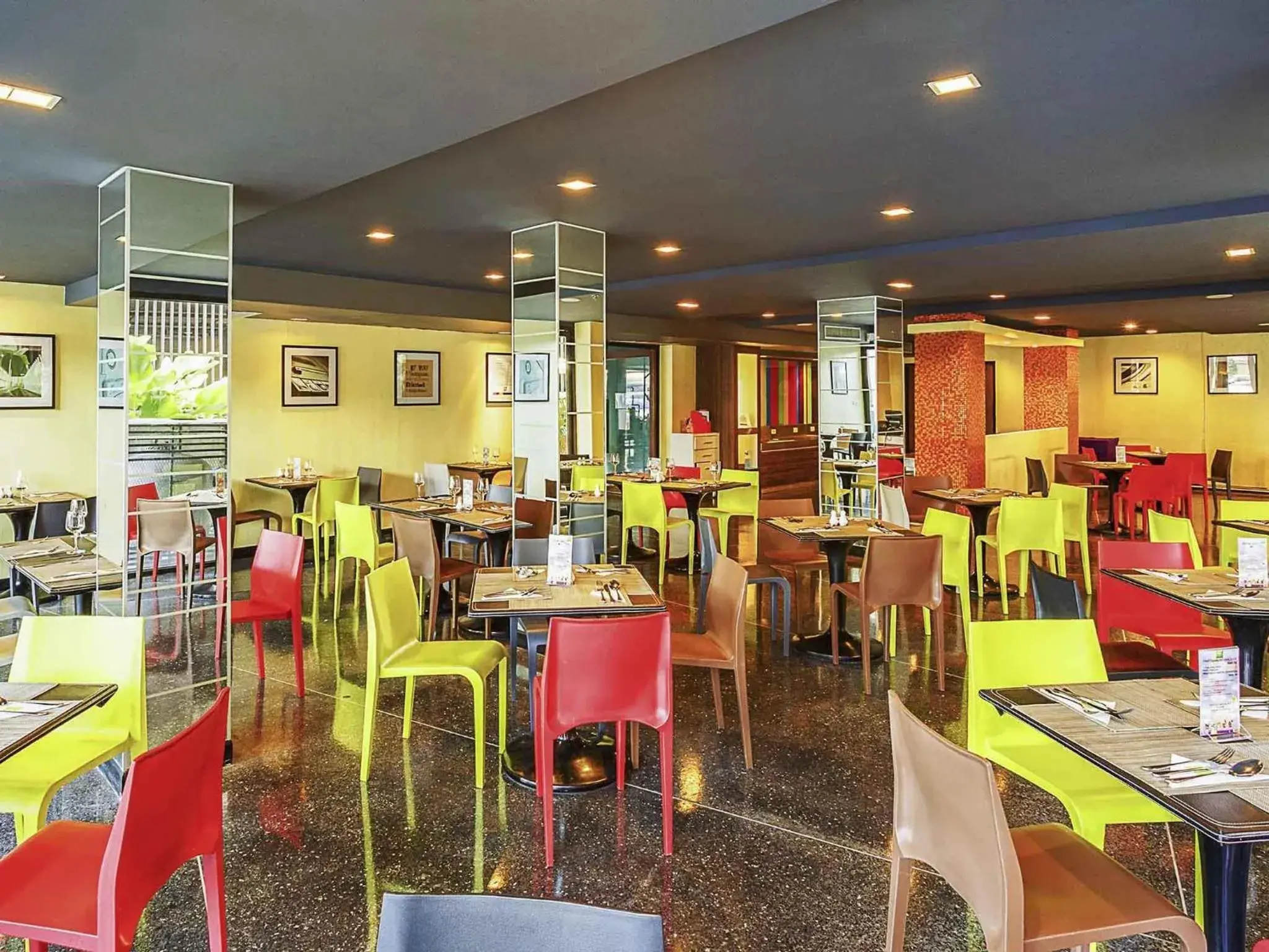 Restaurant/places to eat in ibis Styles Chiang Mai Restaurant/places to eat in ibis Styles Chiang Mai