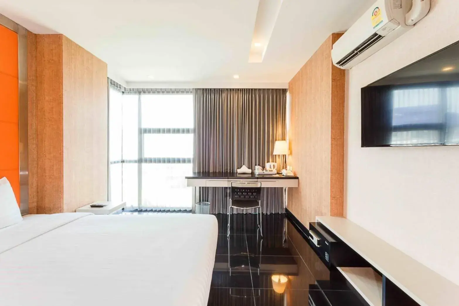 TV and multimedia, Bed in ibis Styles Chiang Mai TV and multimedia, Bed in ibis Styles Chiang Mai