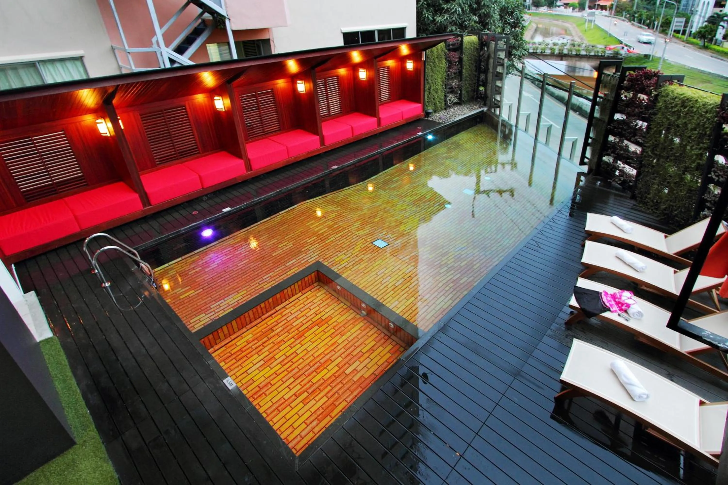 Swimming pool in ibis Styles Chiang Mai