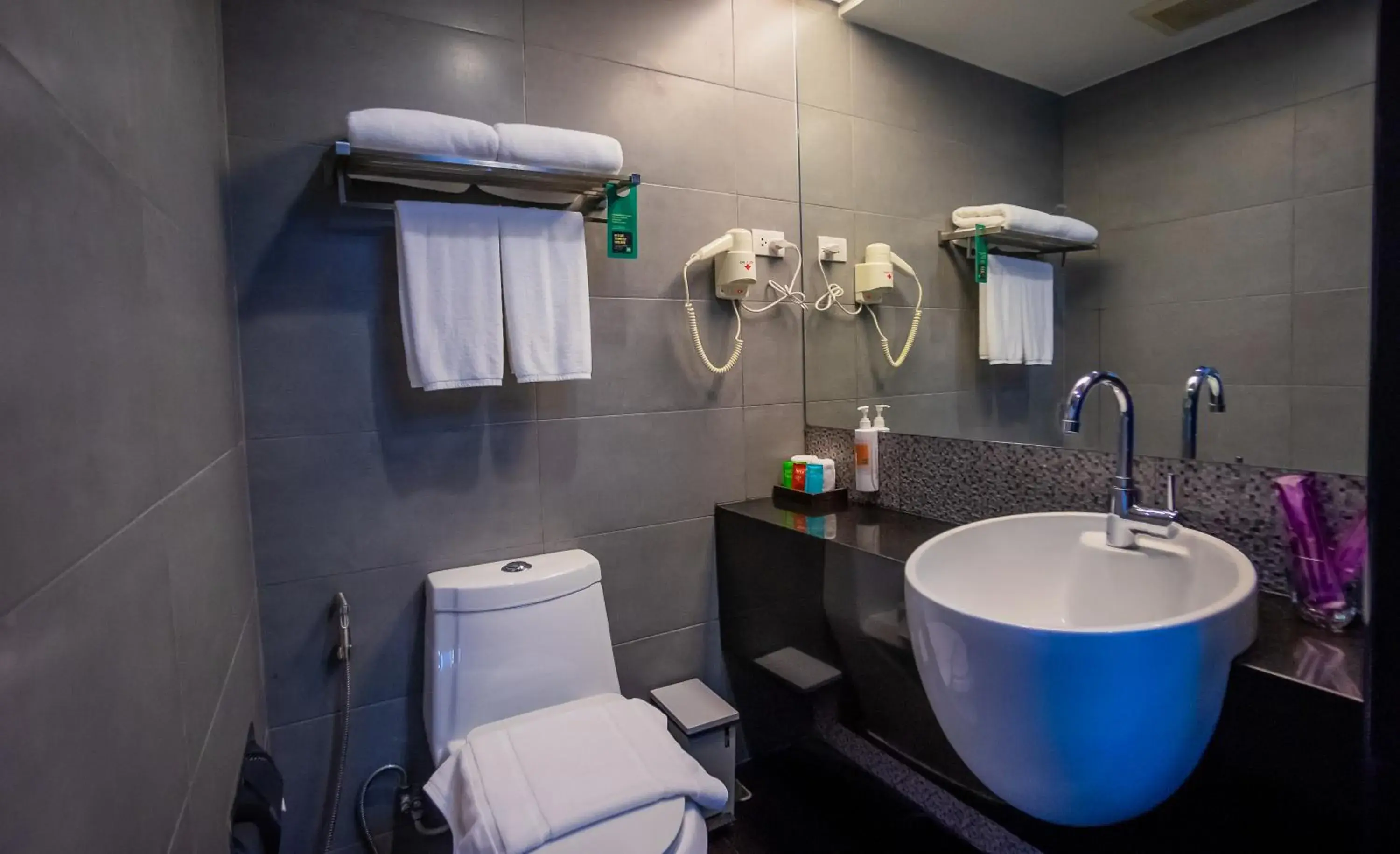 Superior Twin Room in ibis Styles Chiang Mai Superior Twin Room in ibis Styles Chiang Mai