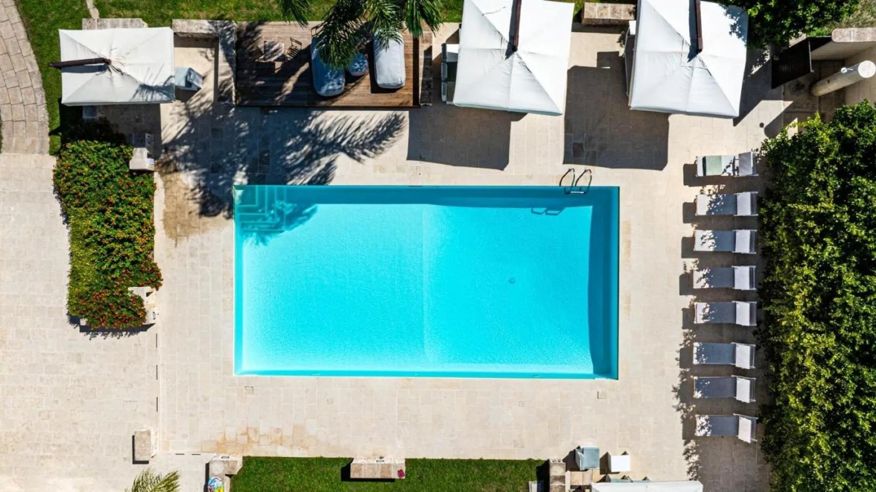 Pool view in Tenuta San Nicola