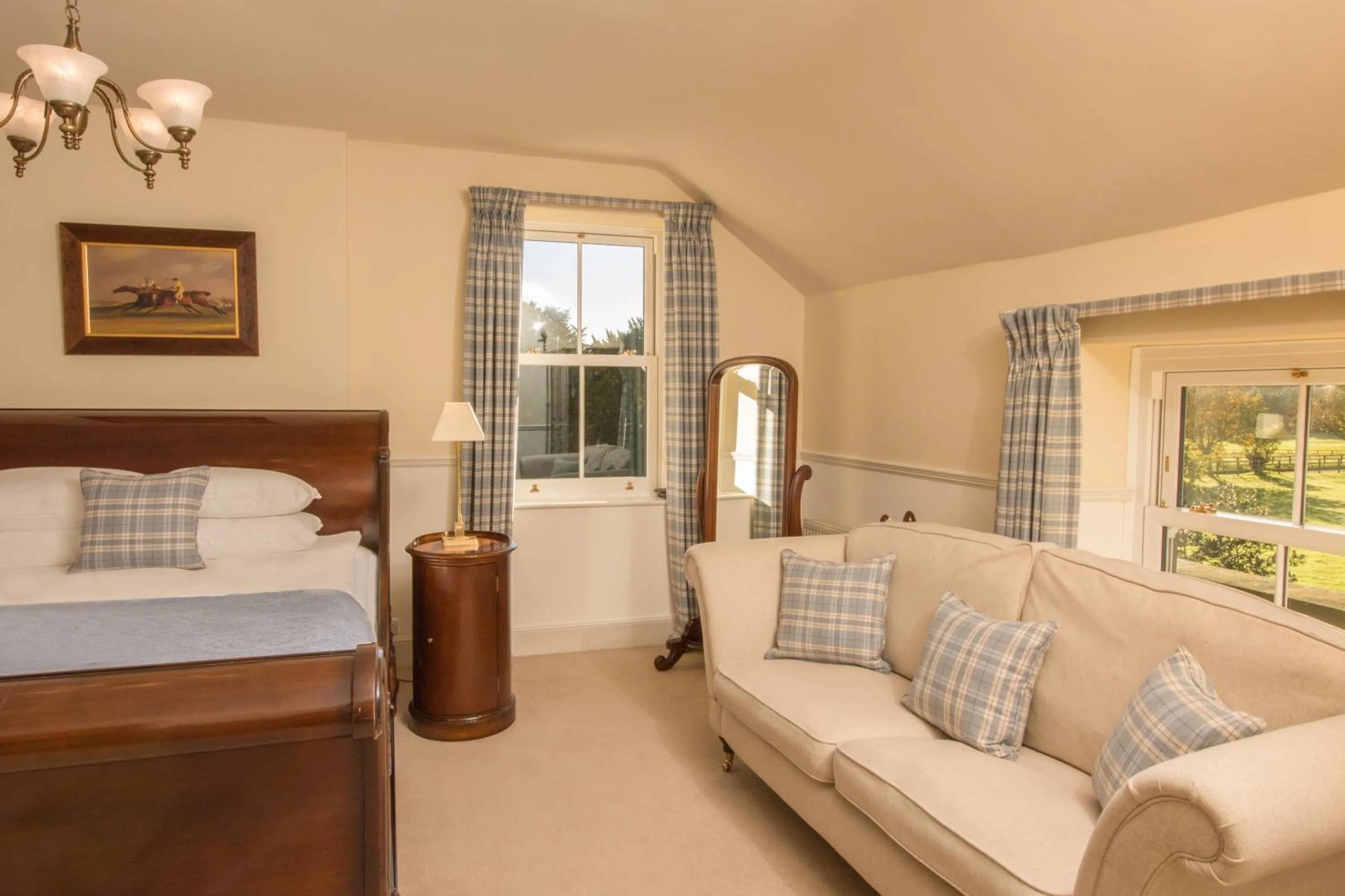 Bedroom, Bed in Burythorpe House