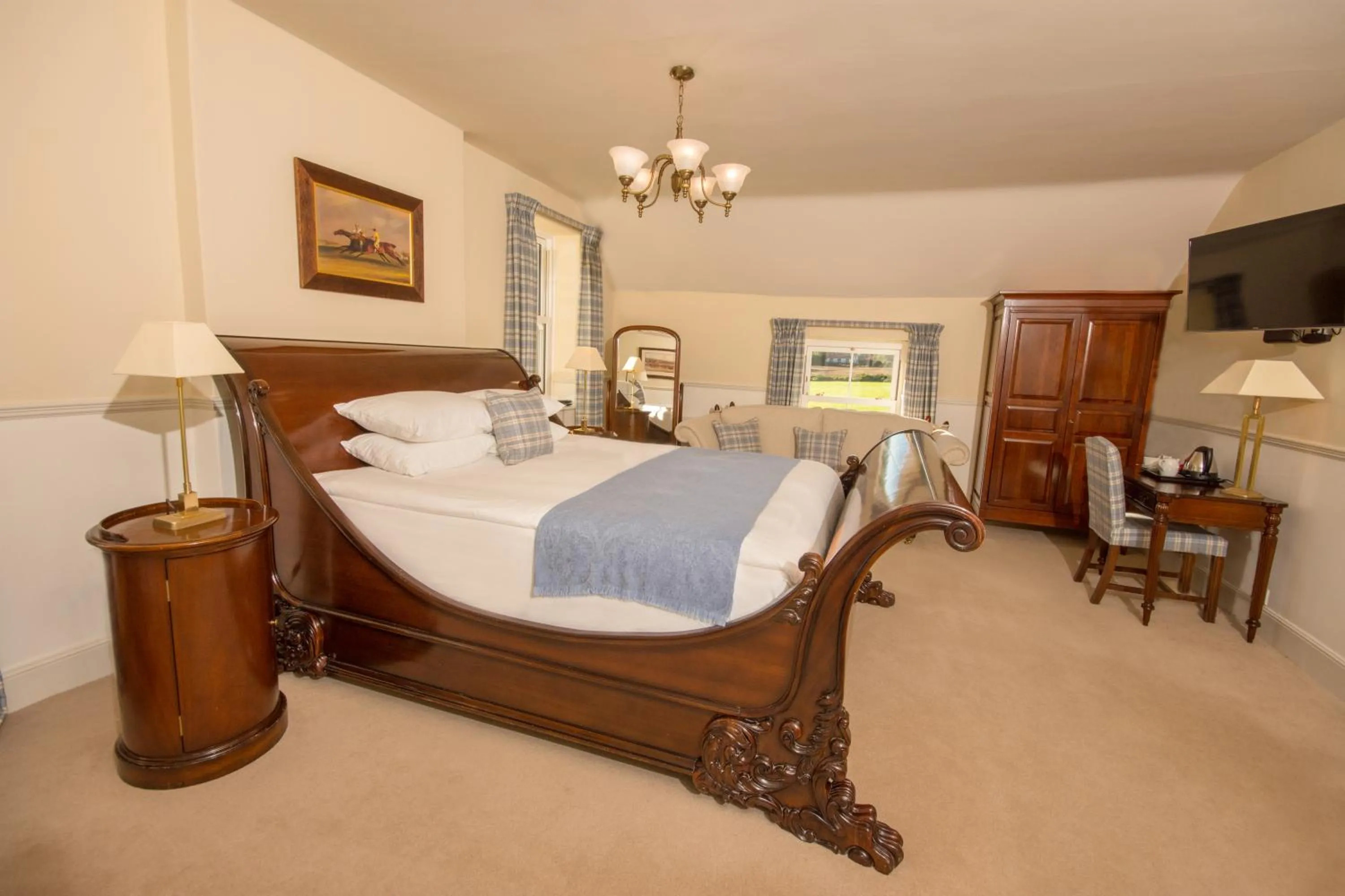 Bedroom, Bed in Burythorpe House