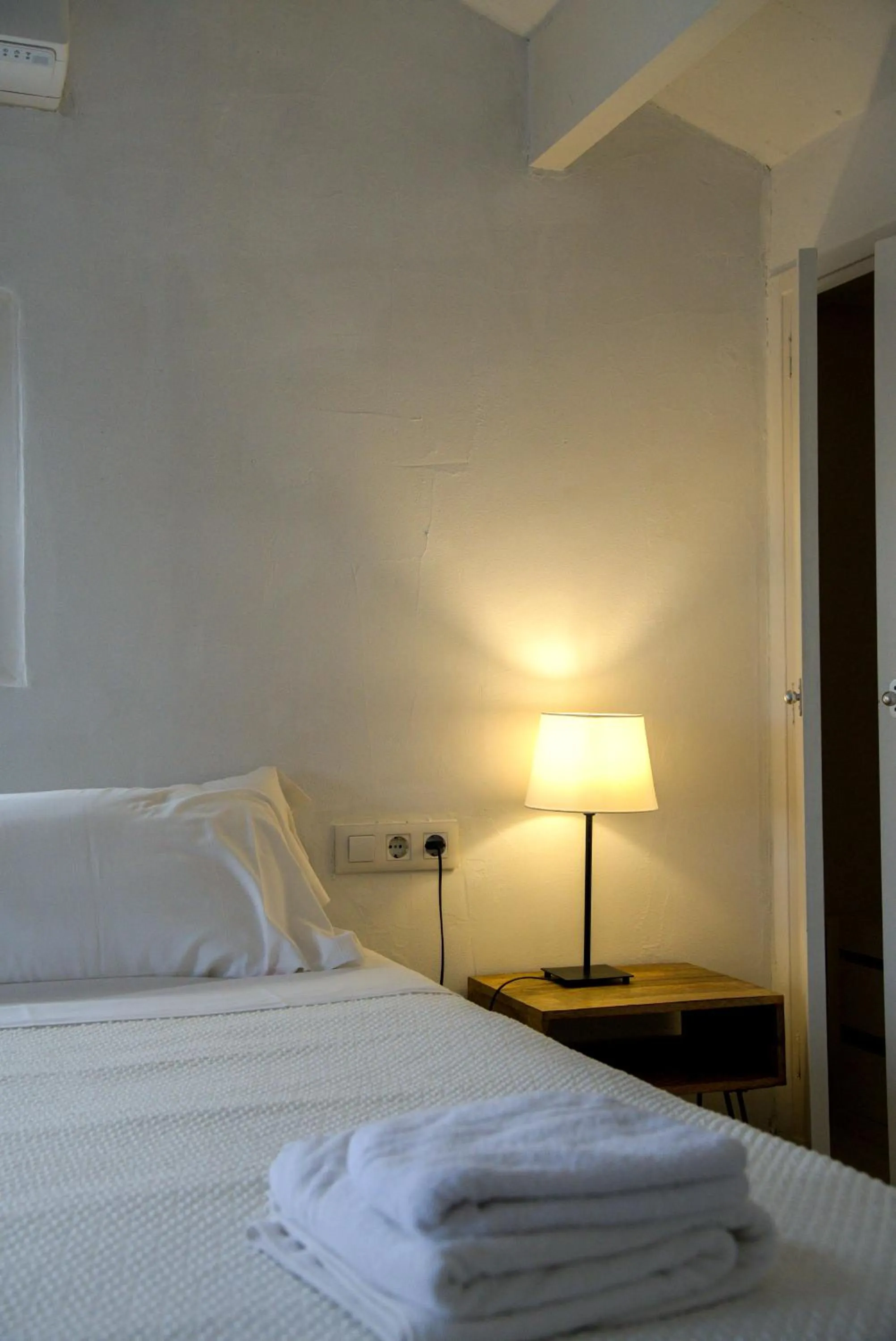 Bed in Agroturismo Binissafullet Vell