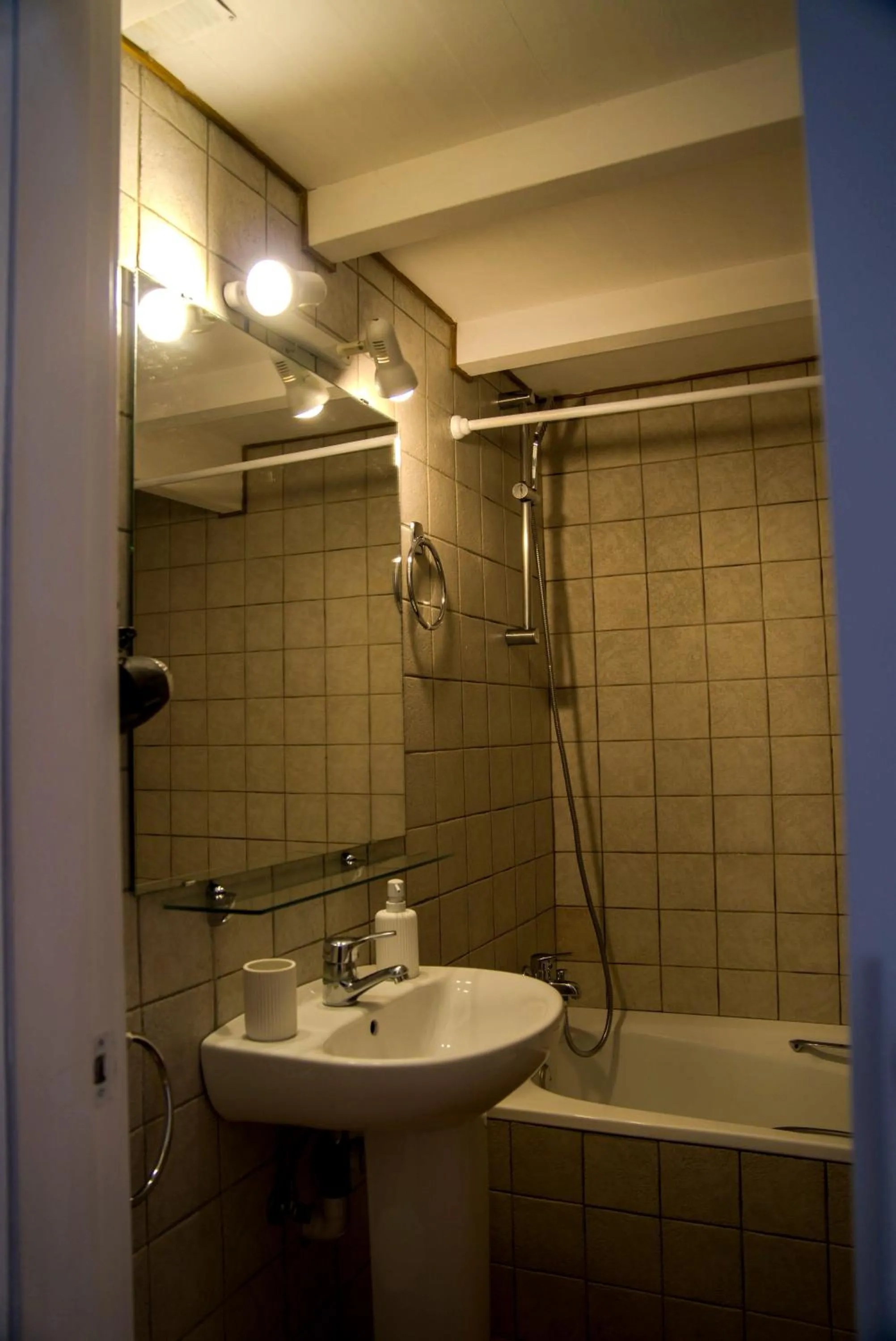 Bathroom in Agroturismo Binissafullet Vell