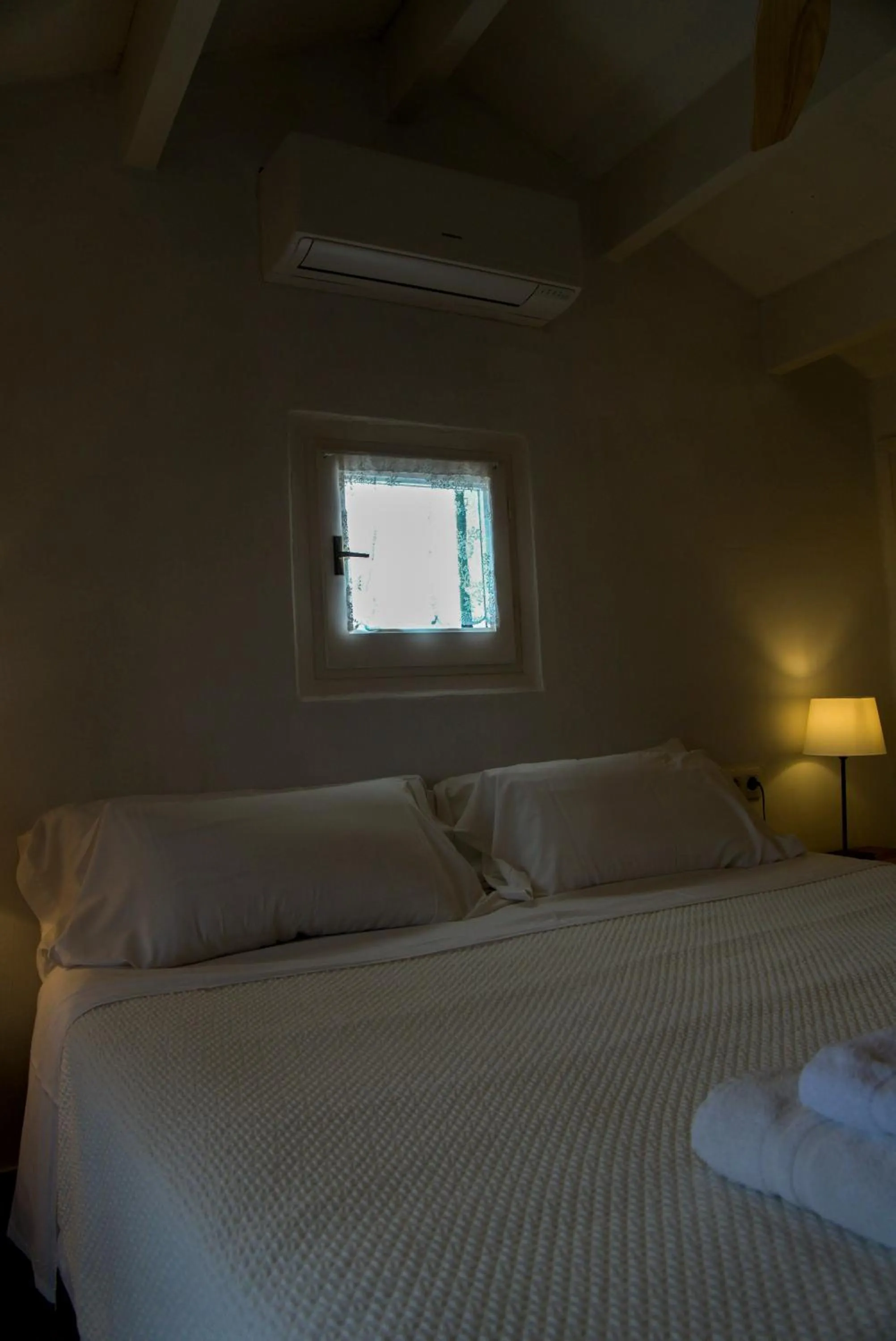 Photo of the whole room, Bed in Agroturismo Binissafullet Vell