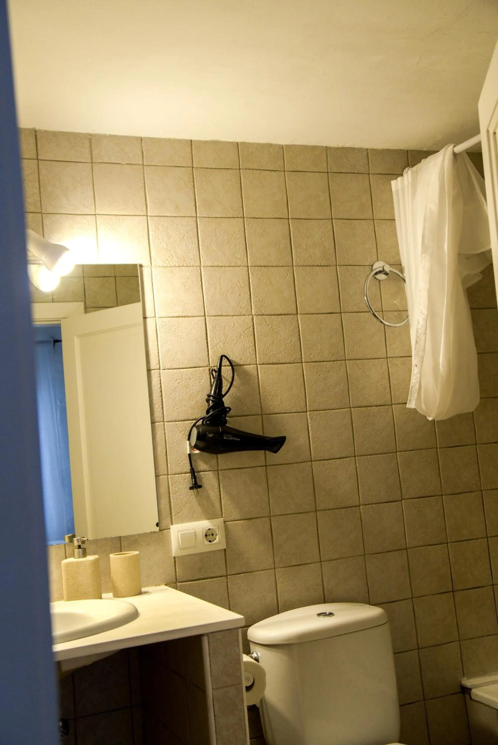 Bathroom in Agroturismo Binissafullet Vell