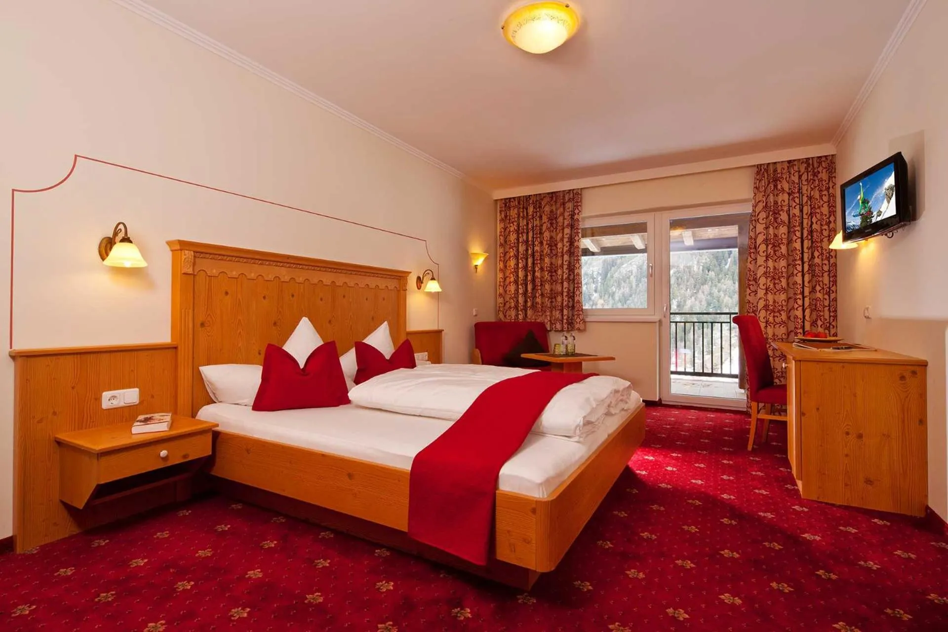 Bed in Alp Resort Tiroler Adler