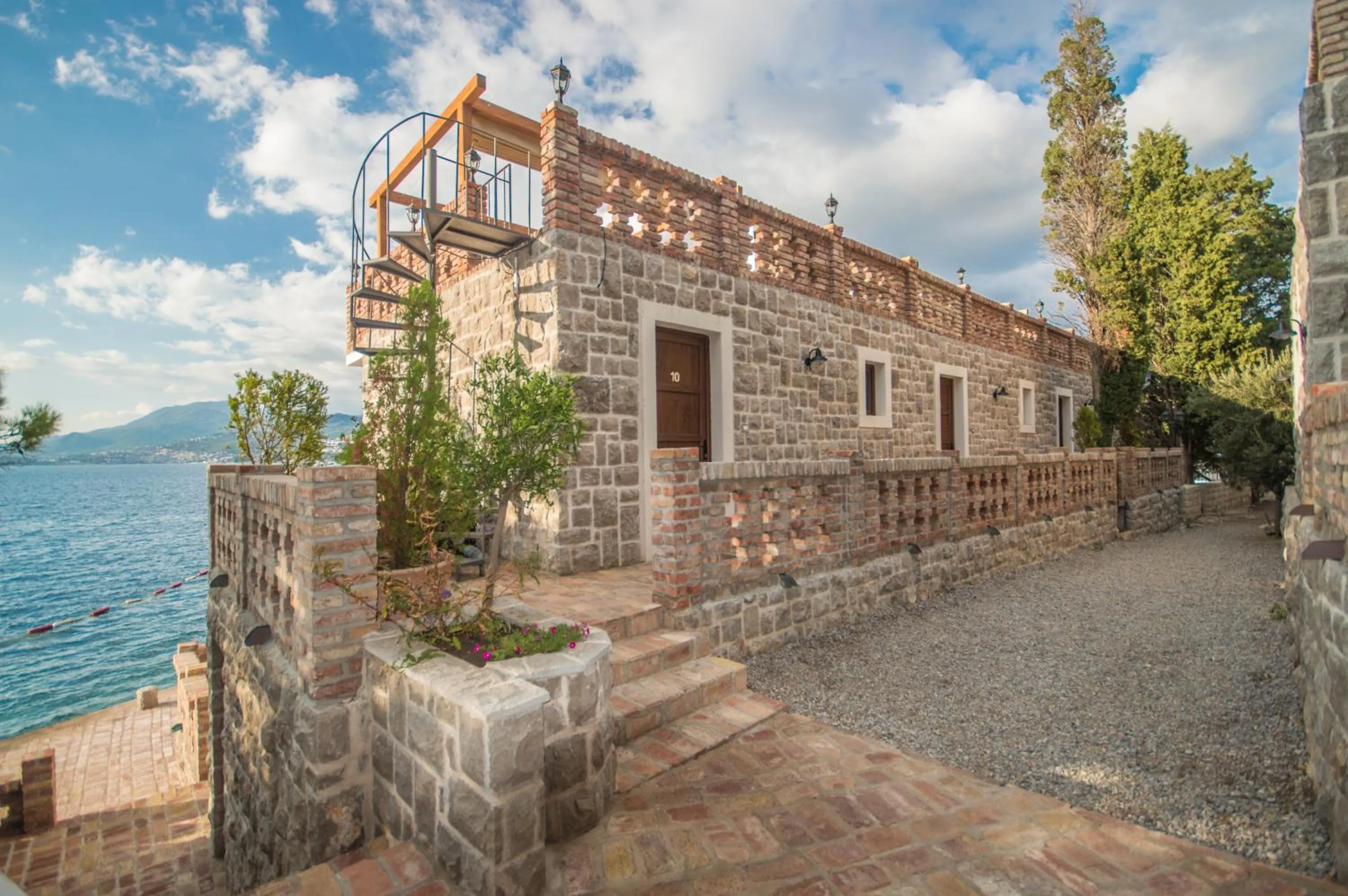 Property building in Forte Rose Hotel