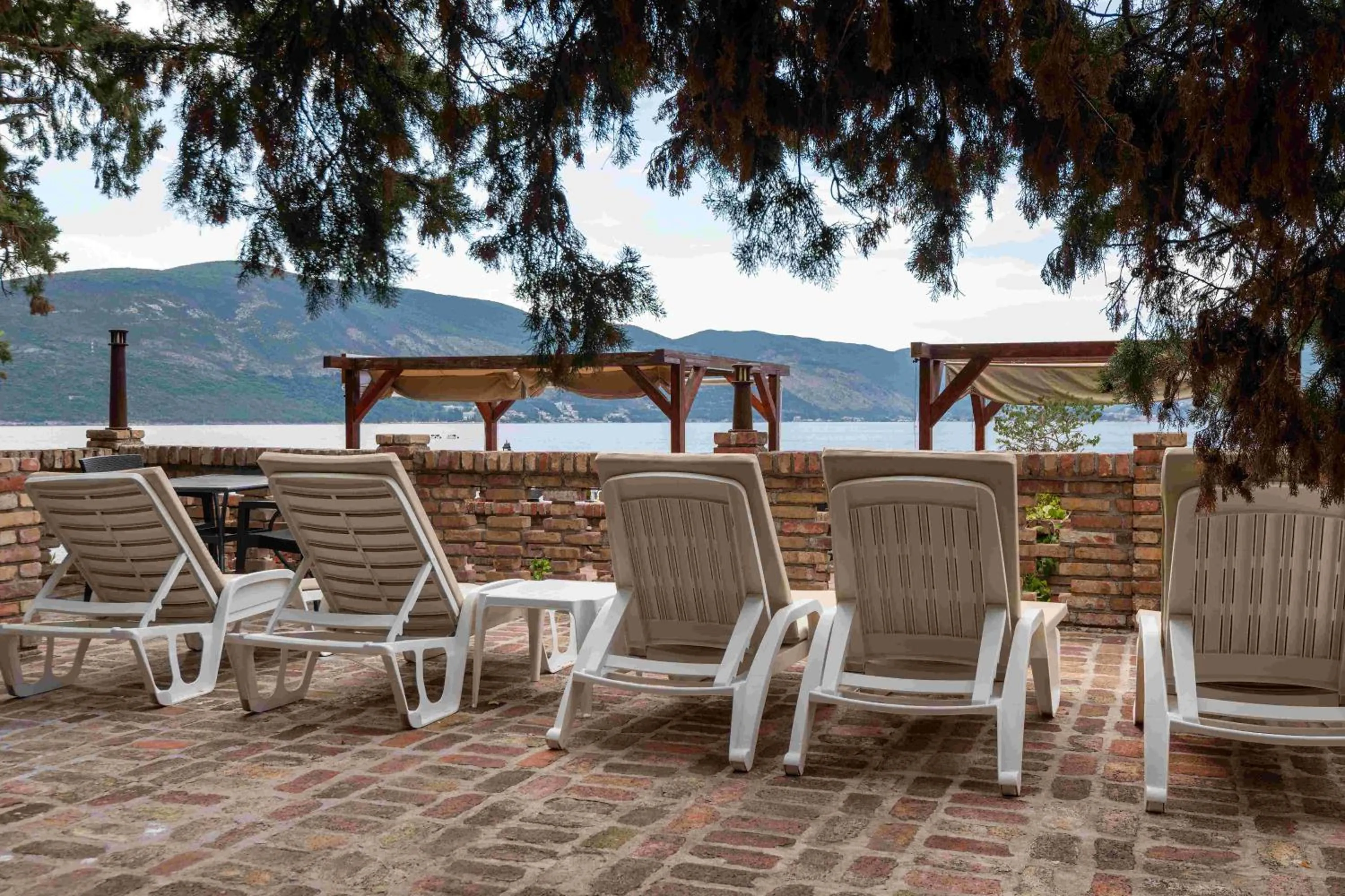 Patio in Forte Rose Hotel