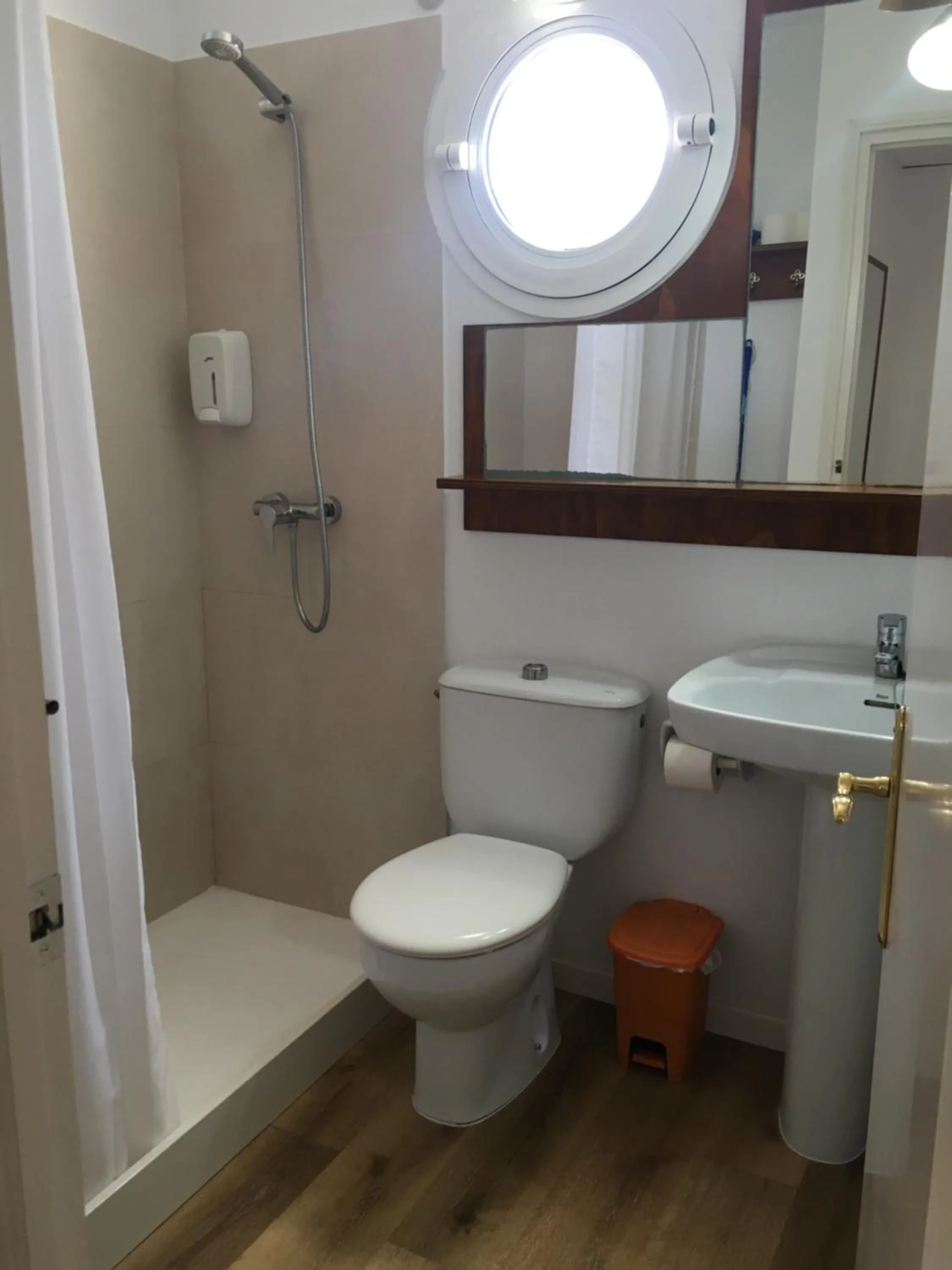 Bathroom in Nure Cel Blau